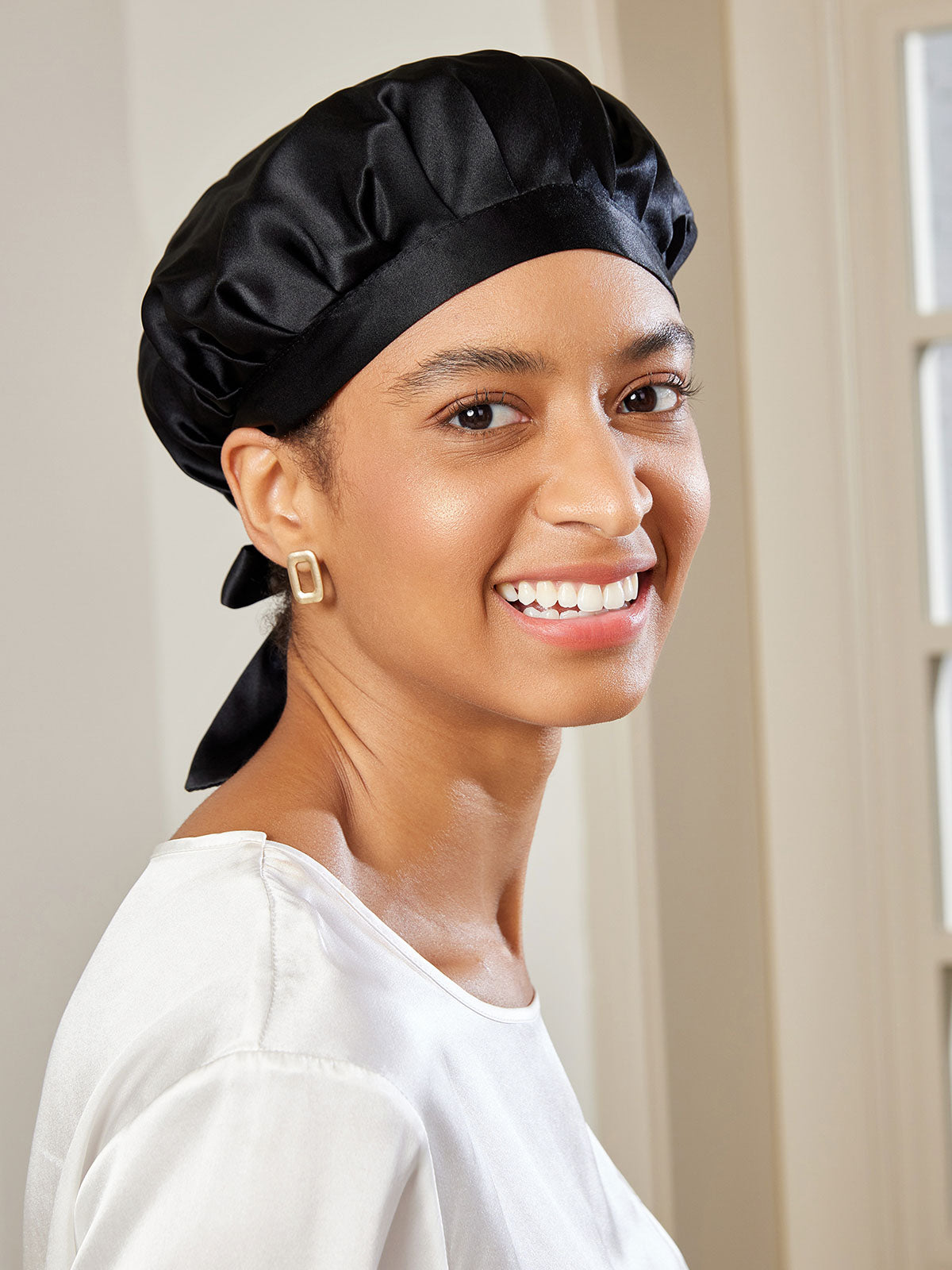 SilkSilky UK Pure Silk Sleep Cap Black 001