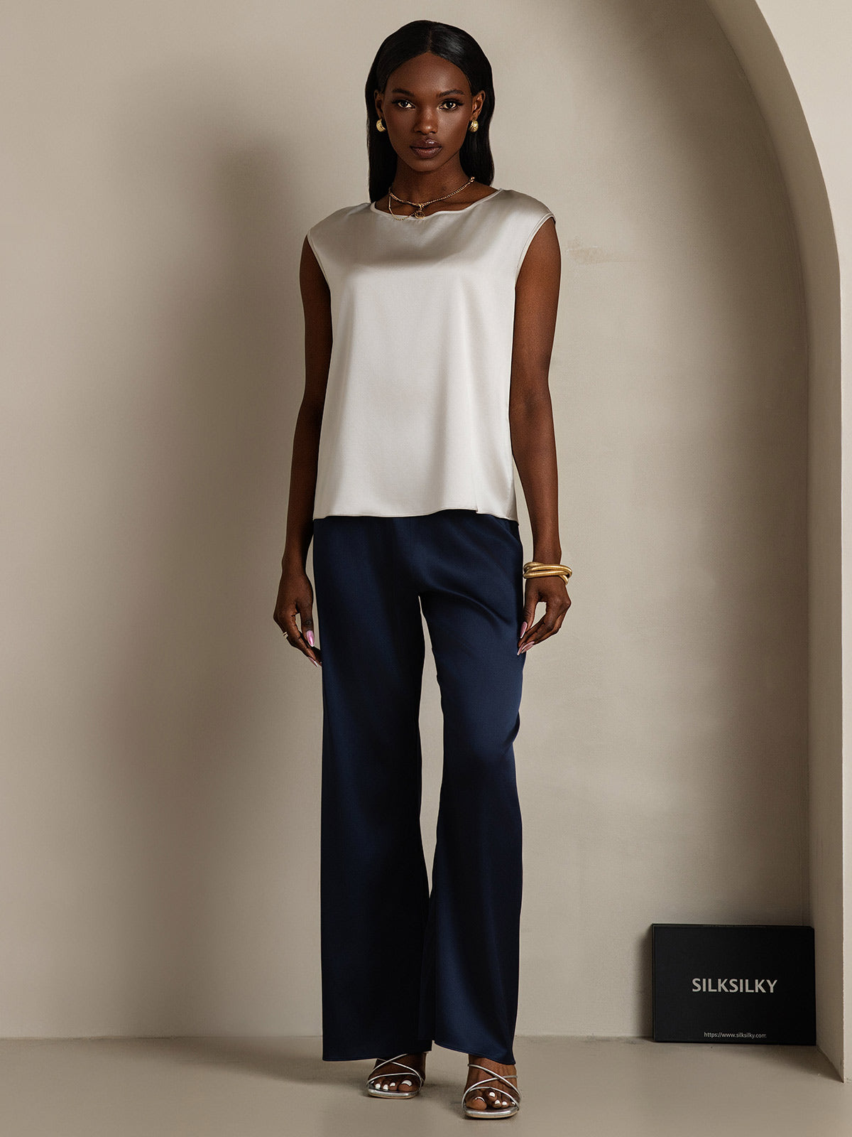 [Light Gray] SilkSilky-UK 19Momme Silk Round Neck Women's T-Shirt 005