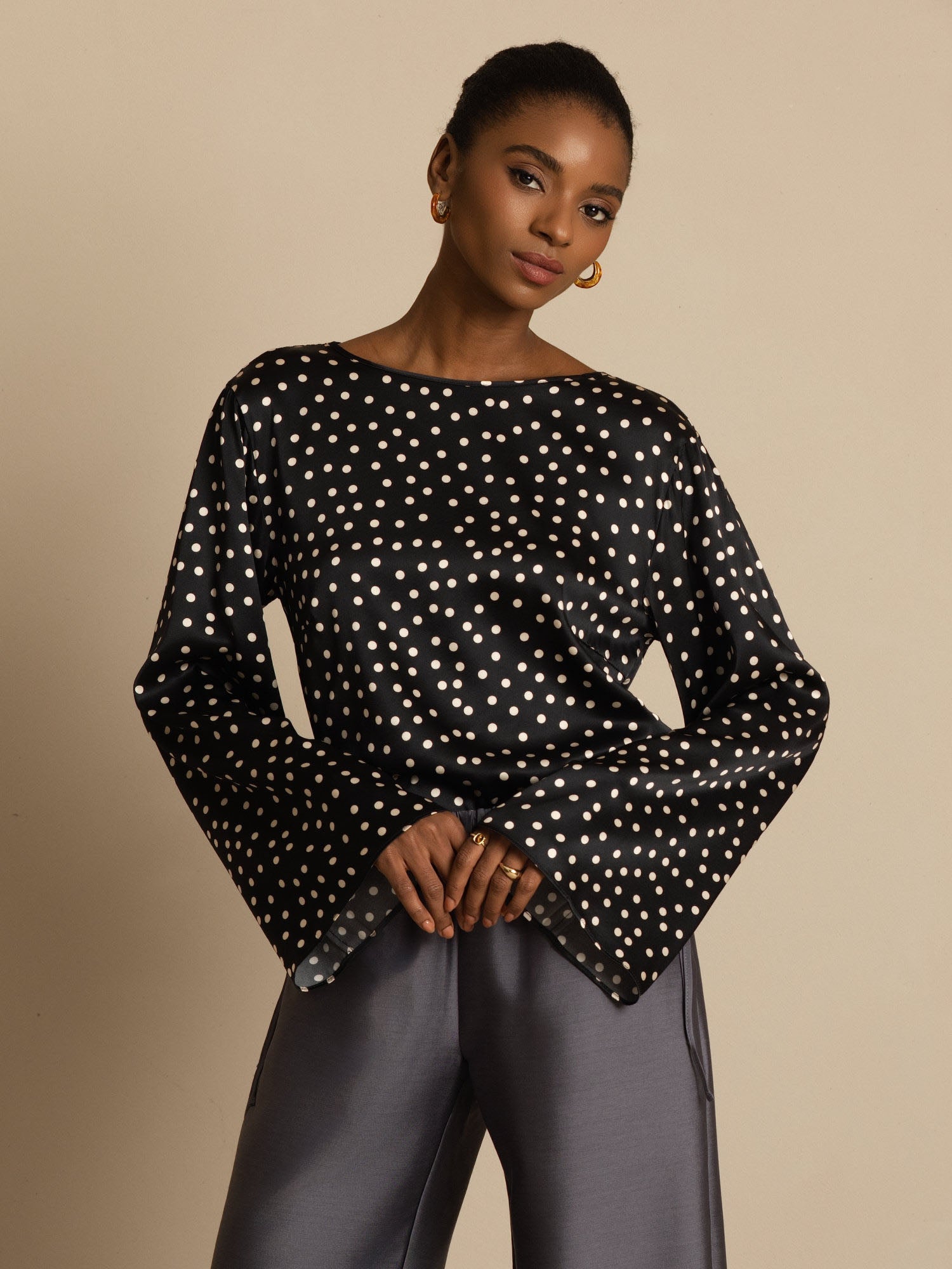 [Polka Dot] SilkSilky-UK 19Momme Silk Bell Sleeve Round Neck Blouse 001