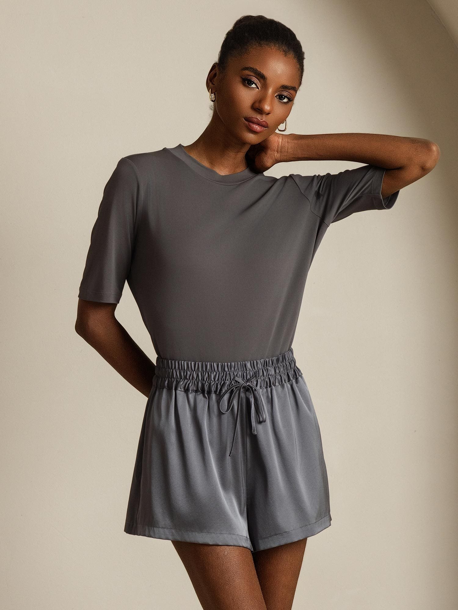 [Gray] SilkSilky-UK Pure Silk Round Neck Women's T-Shirt 001