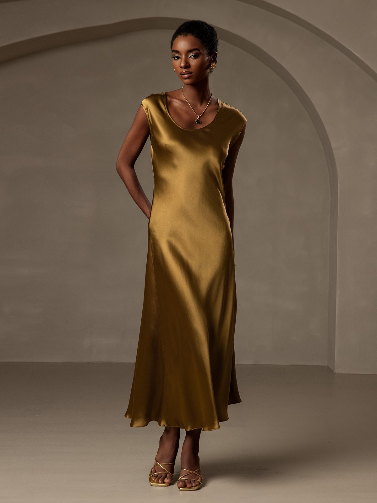 [Brown] SilkSilky-UK 19Momme Silk Cap Sleeve Round Neck Dress 004