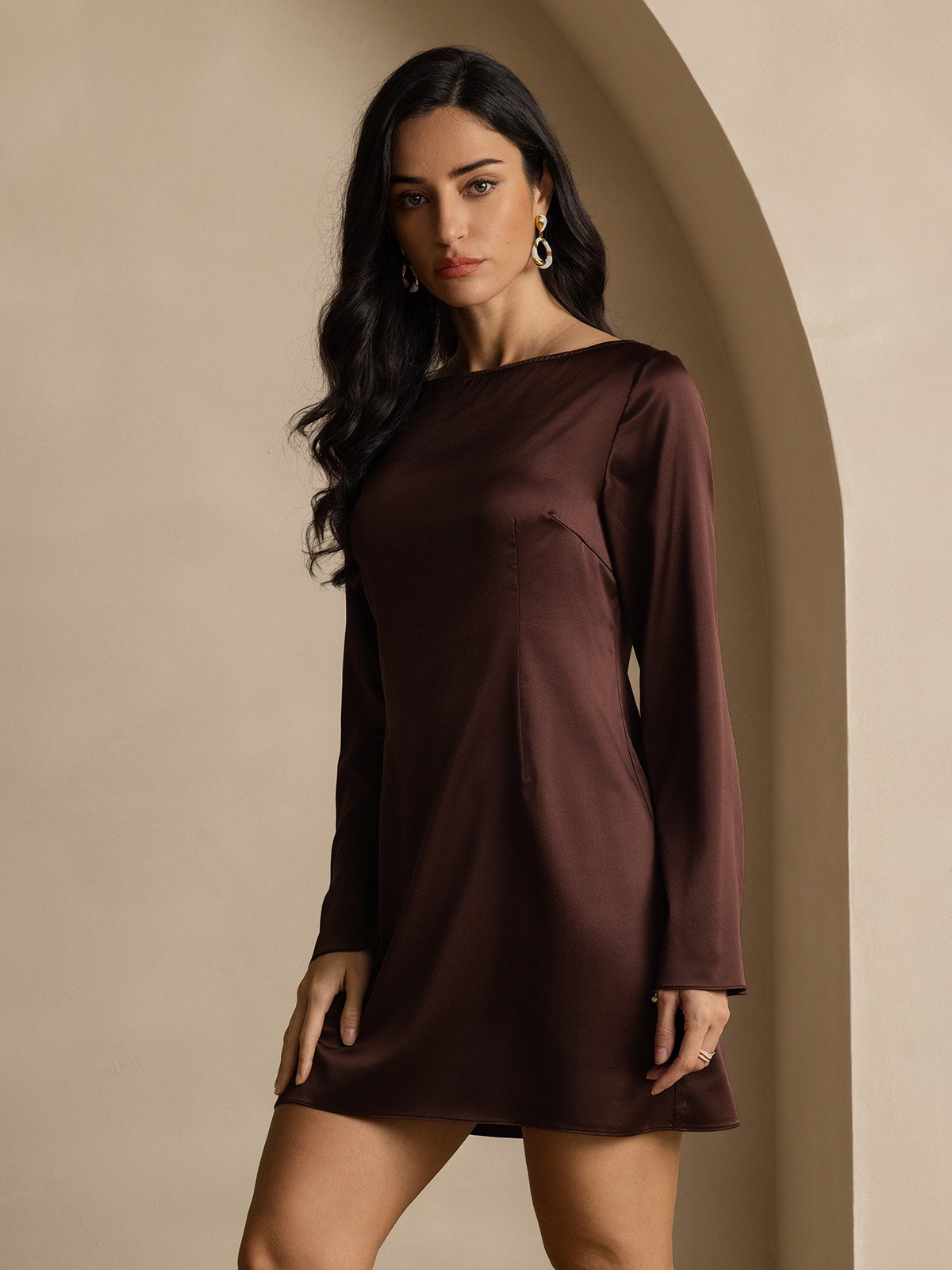 SilkSilky-UK 19Momme Silk Long Sleeve Boat Neck Dress Coffee 007