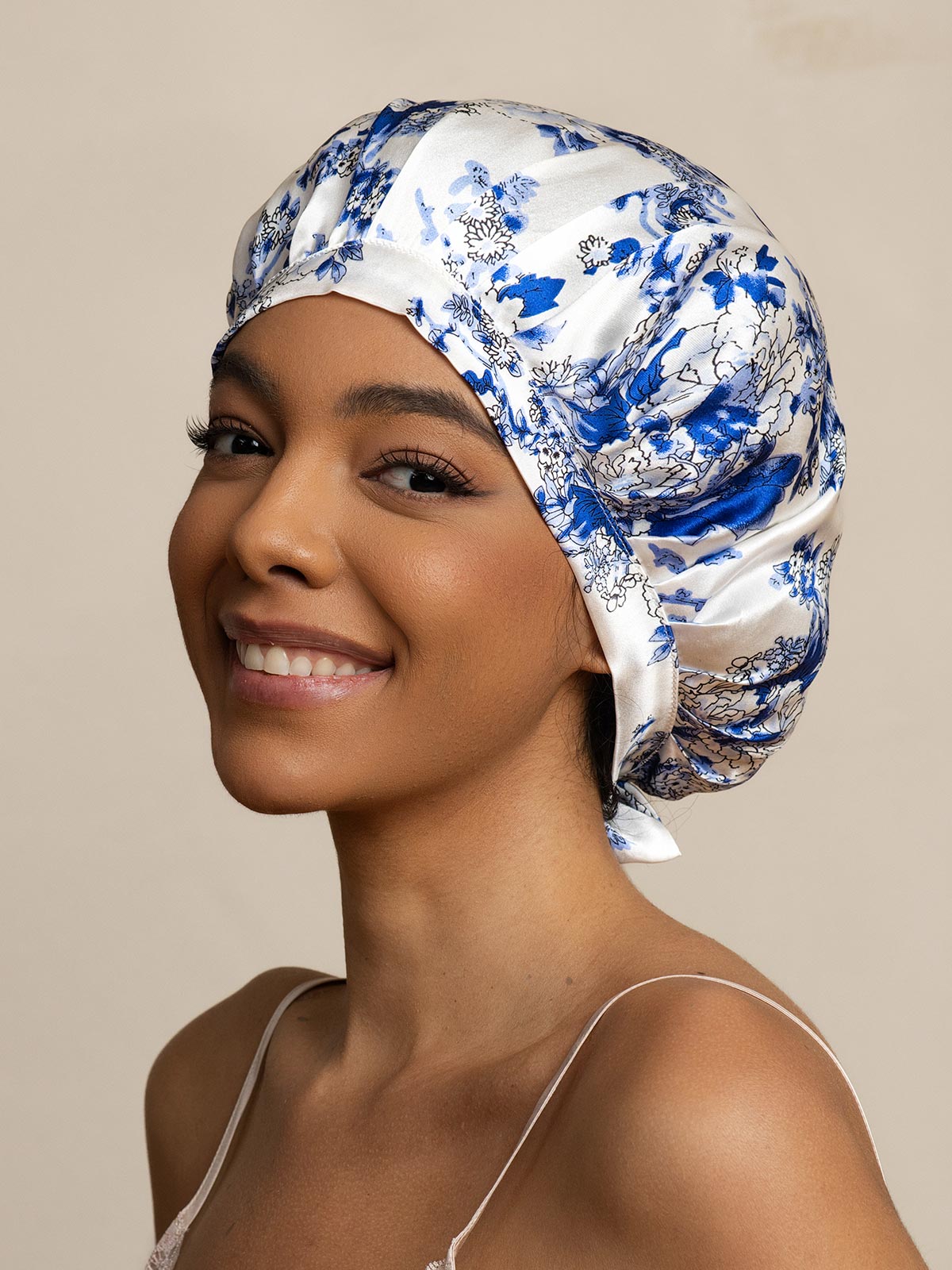 SilkSilky-UK Pure Silk Sleep Cap BlueandWhitePorcelain 001