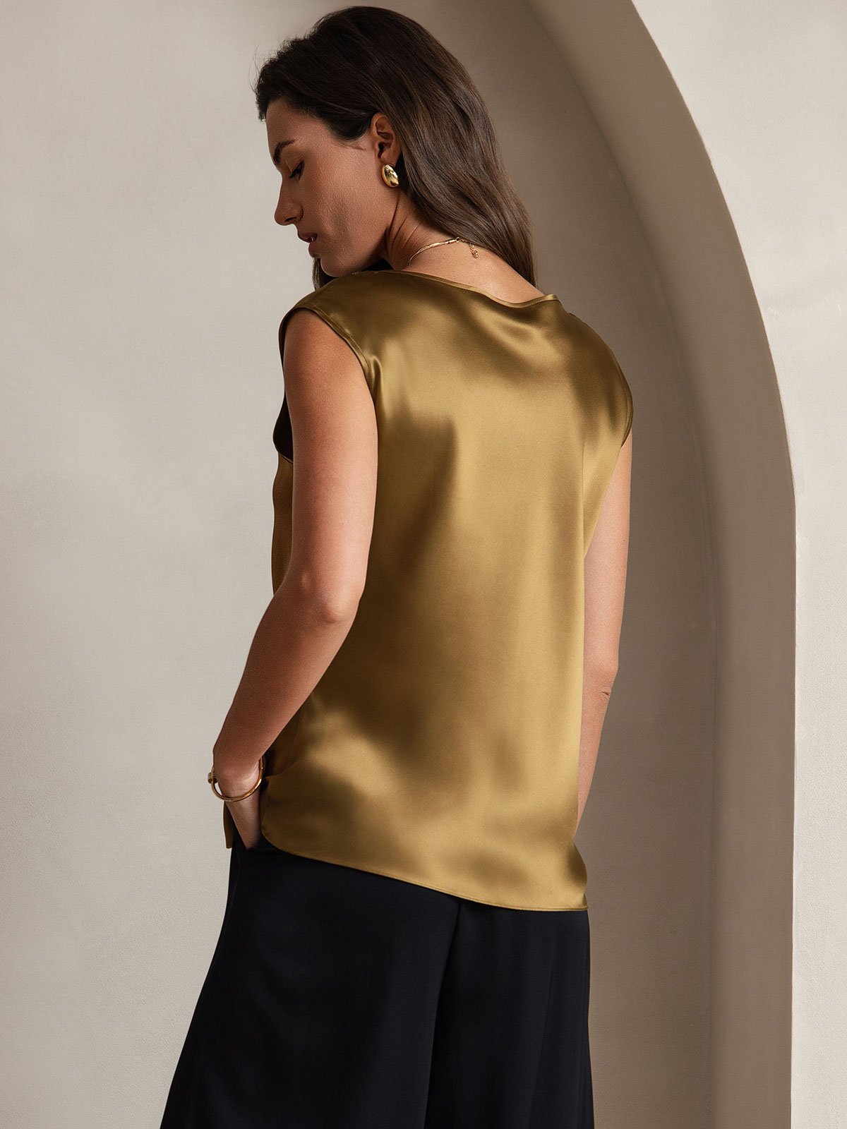 [Brown] SilkSilky-UK 19Momme Silk Round Neck Women's T-Shirt 002