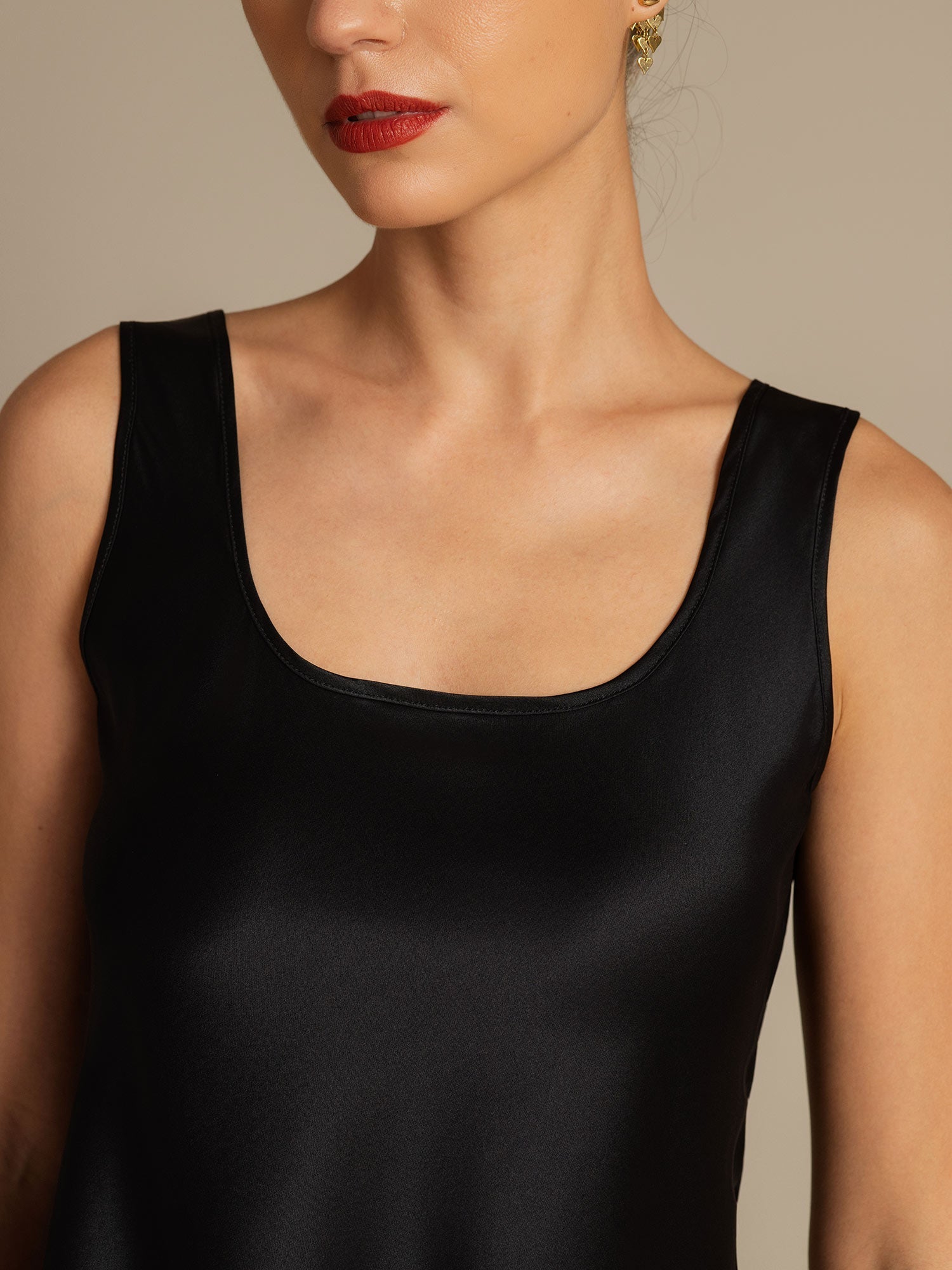 [Black] SilkSilky-UK 19Momme Silk U Neck Camisole 006,