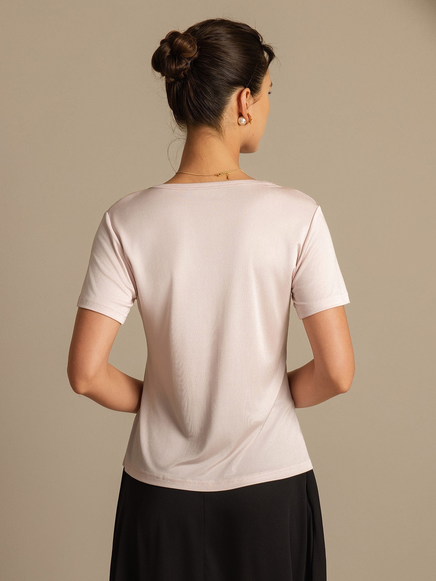 [Light Pink] SilkSilky-UK Silk Knitted Round Neck Women's T-Shirt 002