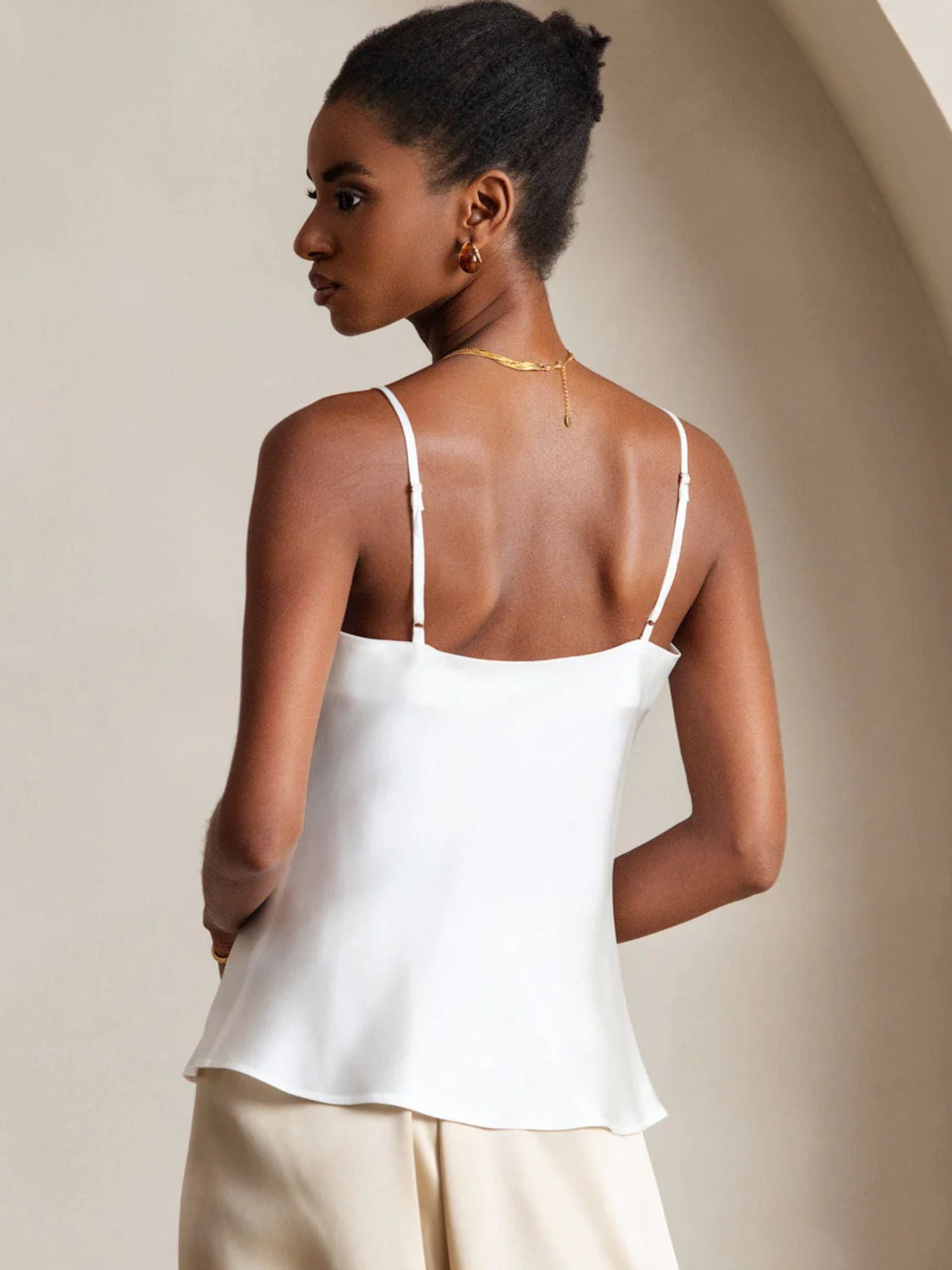 [White] SilkSilky-UK Spaghetti Strap V Neck Camisole 002