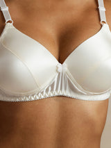 [White] SilkSilky-UK Bra 004