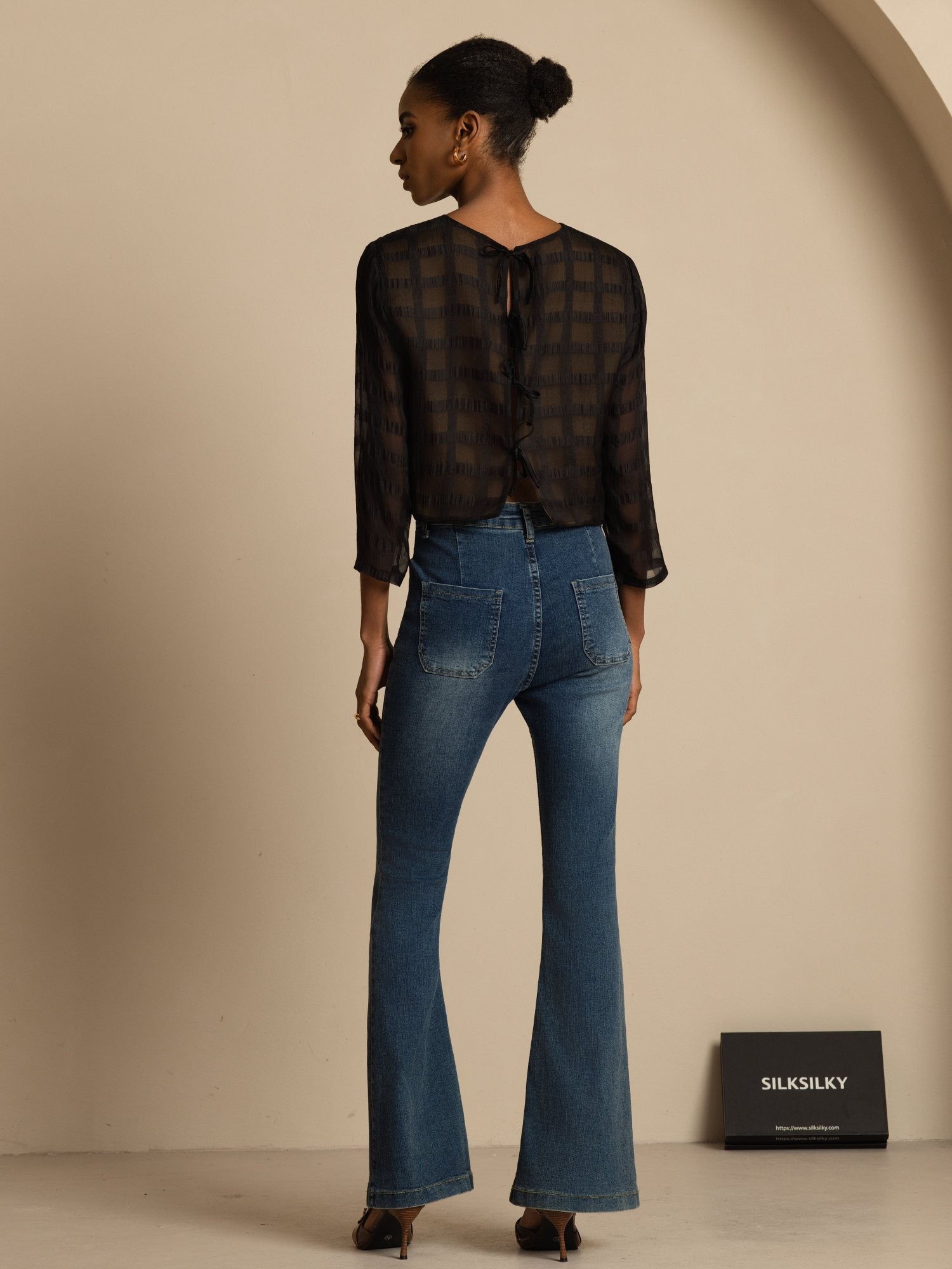 [Black] SilkSilky-UK Pure Silk Long Sleeve Round Neck Blouse 007