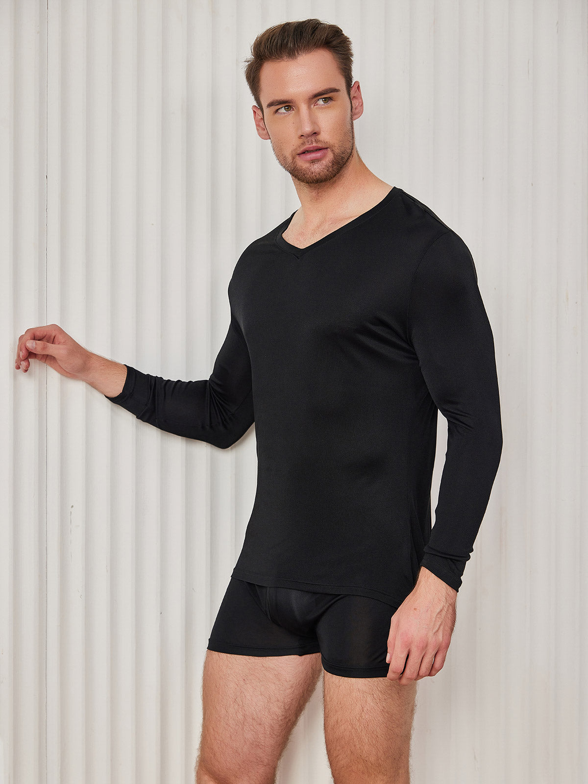 SilkSilky UK Silk Knitted Long Sleeve V Neck Men's T Shirt Black 001