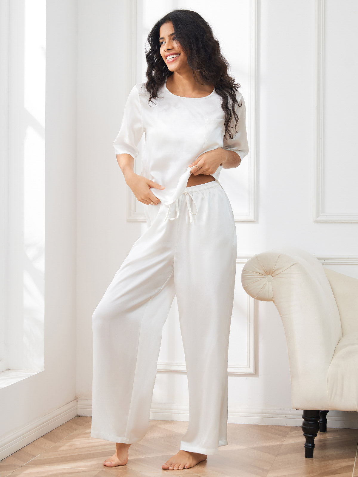 SilkSilky UK Pure Silk Half Sleeve Round Neck Women's Pyjamas White 006