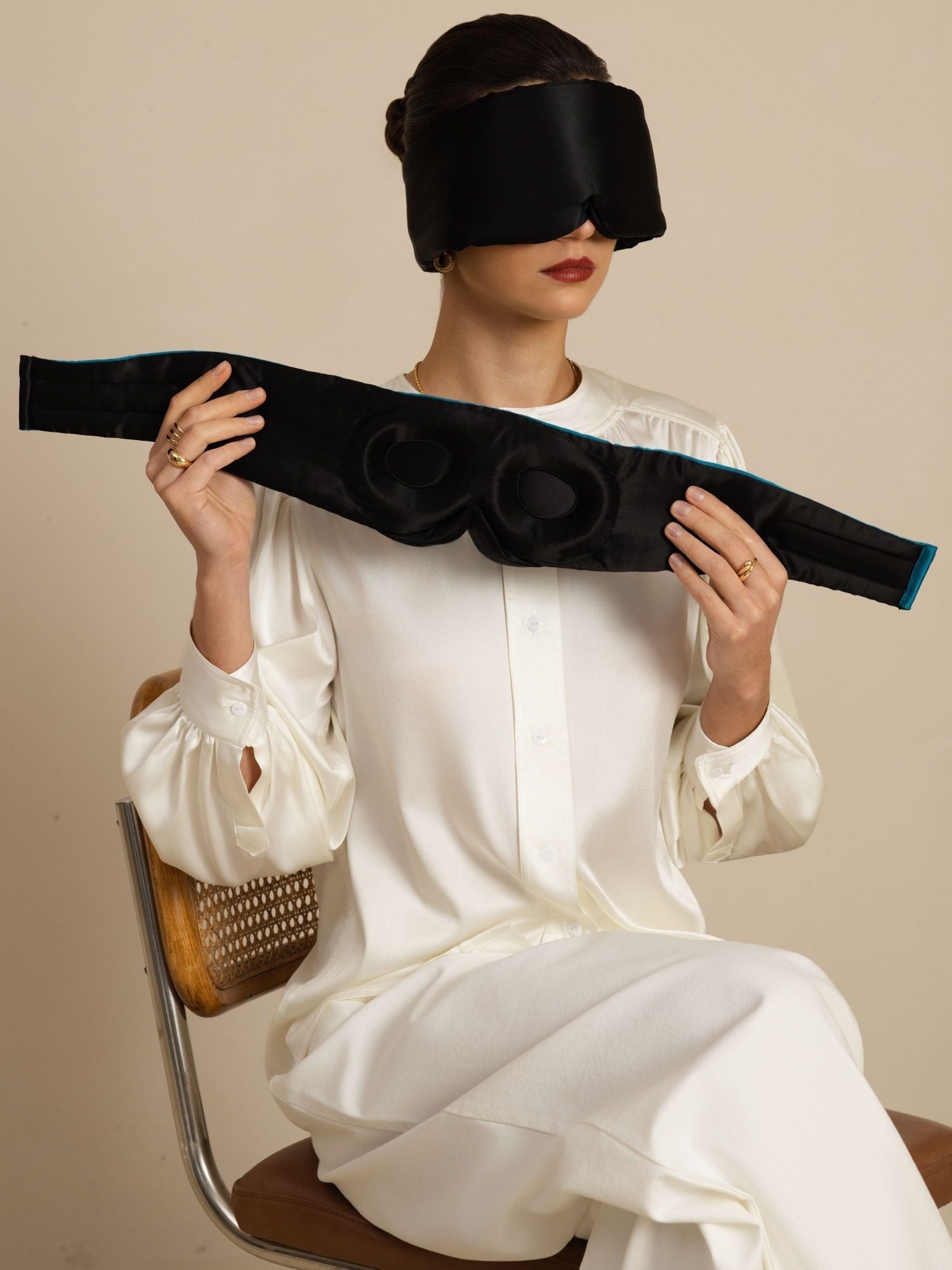 [Black] SilkSilky-UK Sleep Mask 002