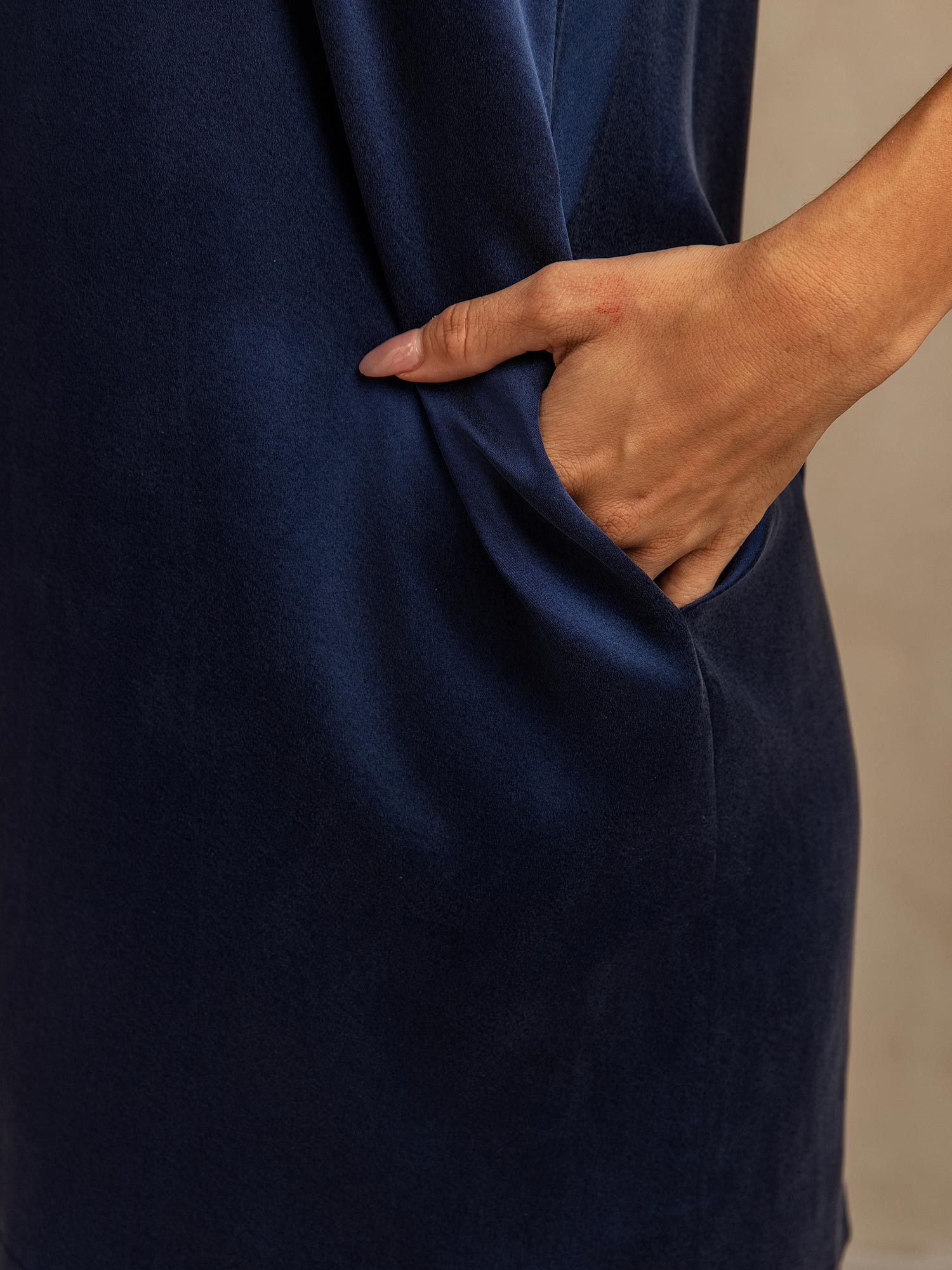 [Dark Blue] SilkSilky-UK 19Momme Machine-Washable Silk Nightgown 005