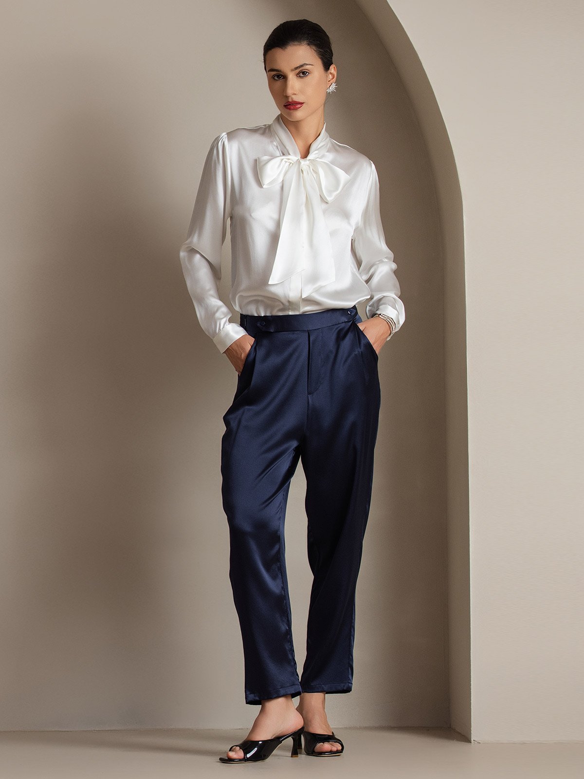 [White] SilkSilky-UK 19Momme Silk Long Sleeve Tie Neck Women's Shirt 007