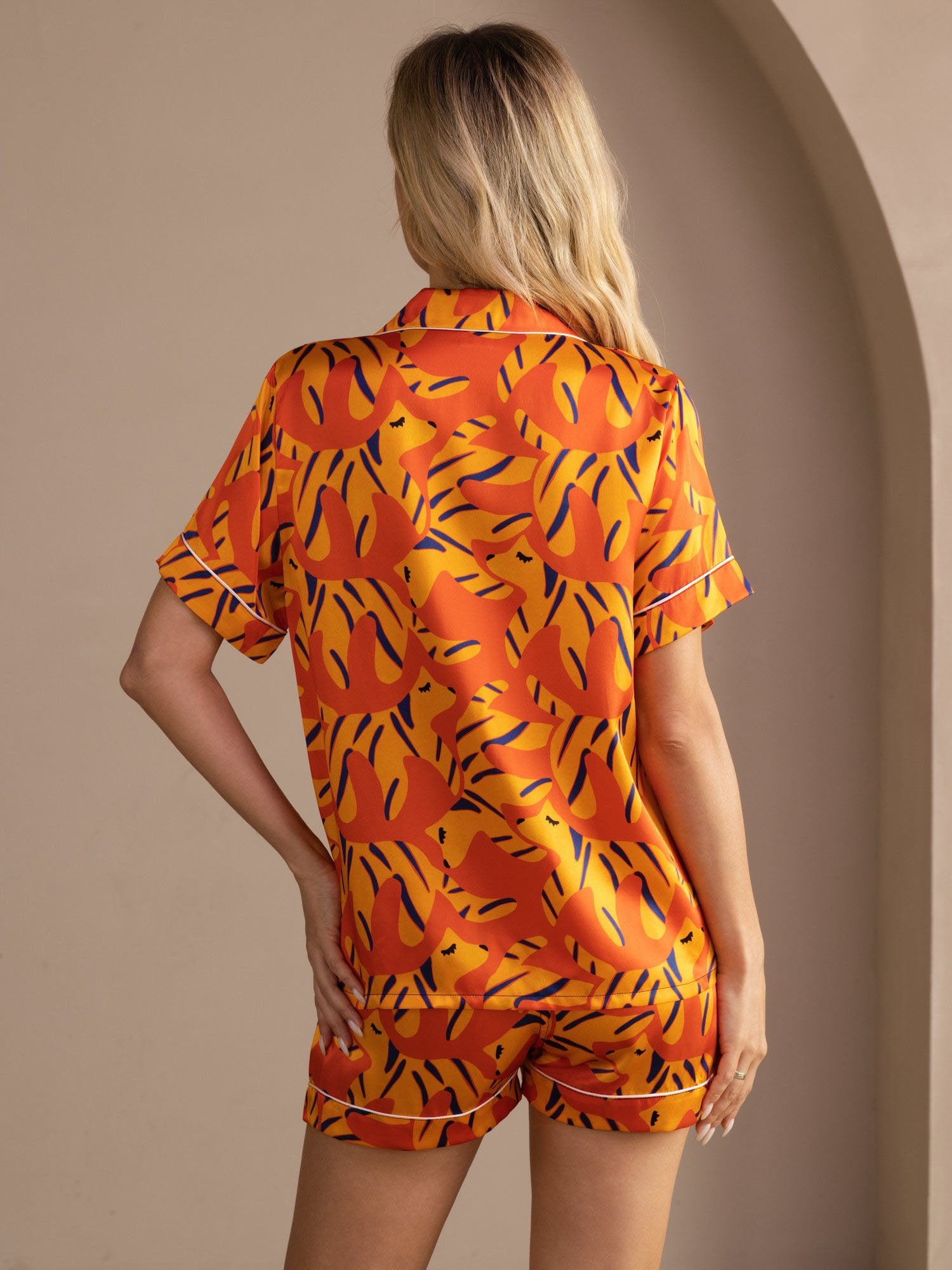 [Orange Fox] SilkSilky-UK Short Sleeve Lapel Collar Women's Pyjamas 002