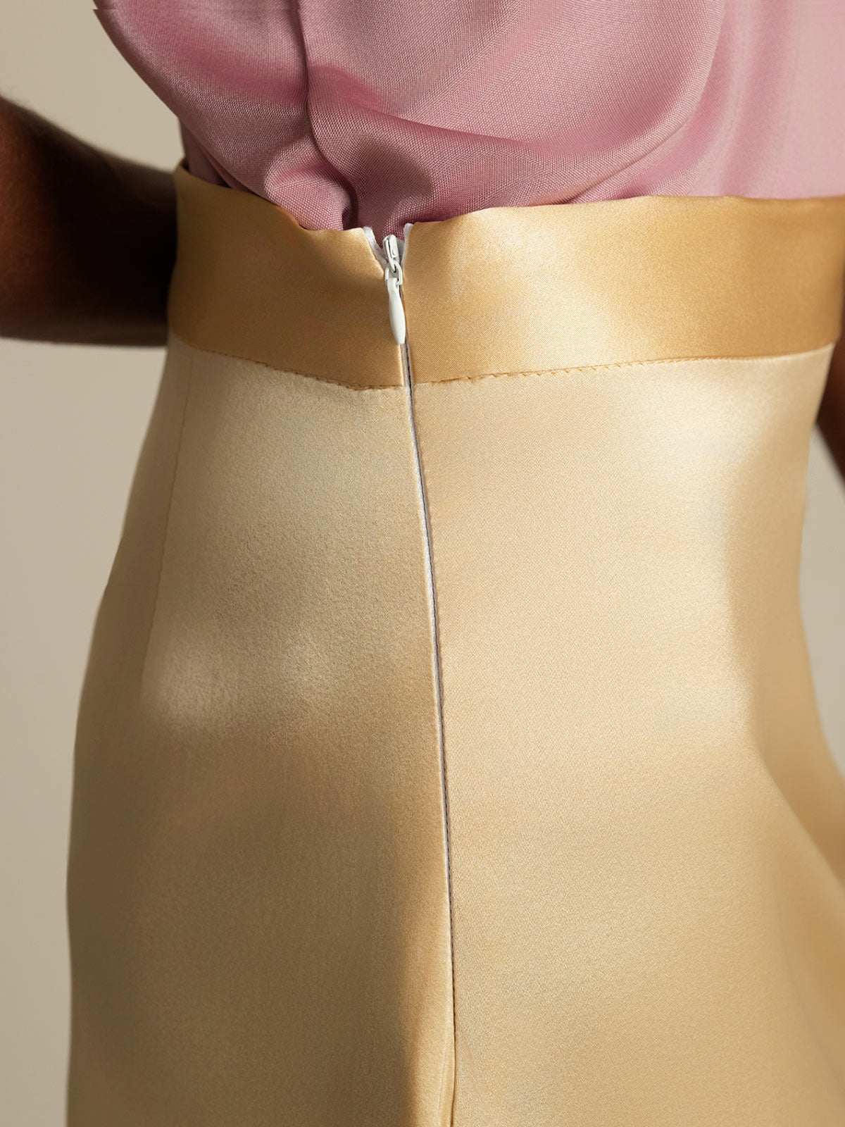 [Champagne] SilkSilky-UK 19Momme Silk Skirt 006