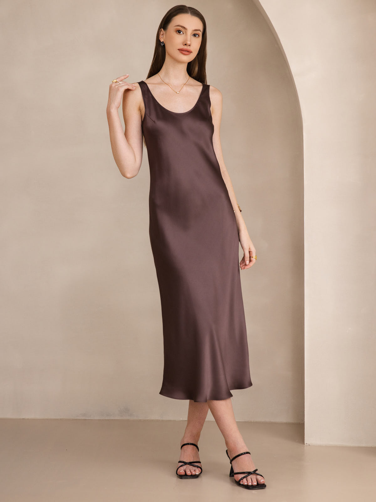 [Coffee] SilkSilky-UK Pure Silk Boat Neck Dress 005