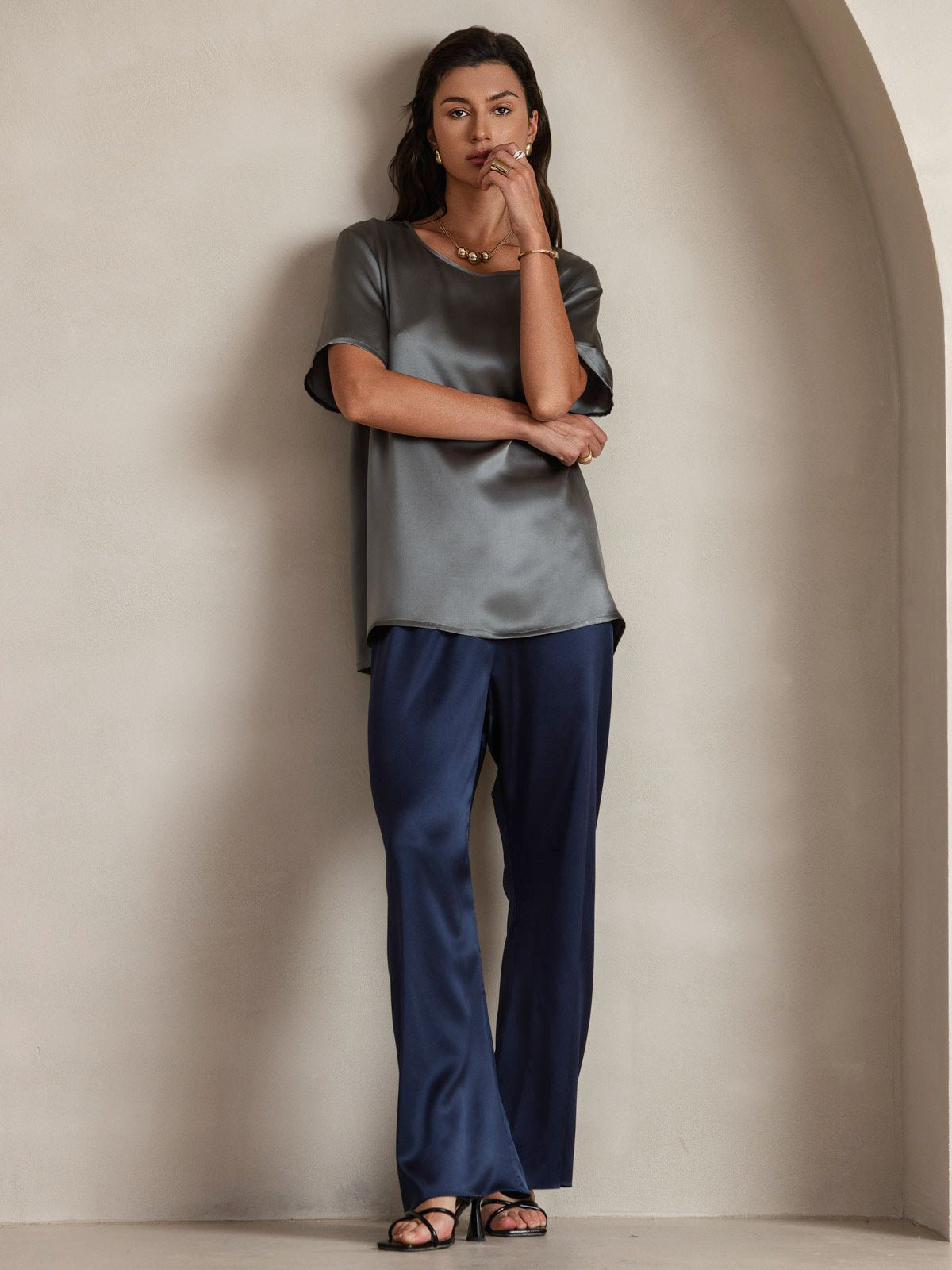 SilkSilky-UK Pure Silk Short Sleeve Round Neck Women's T-Shirt DarkGray 005