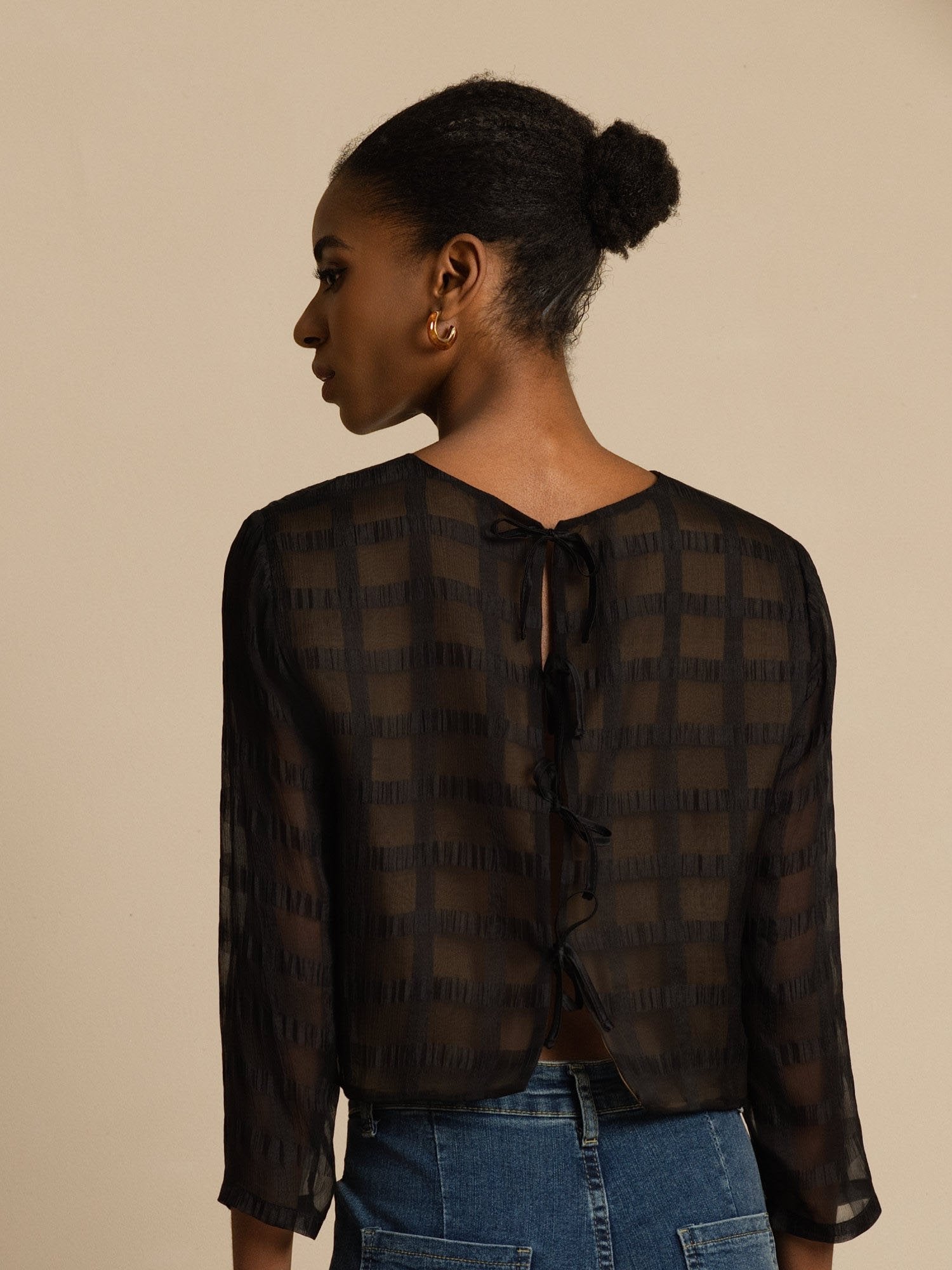 [Black] SilkSilky-UK Pure Silk Long Sleeve Round Neck Blouse 002