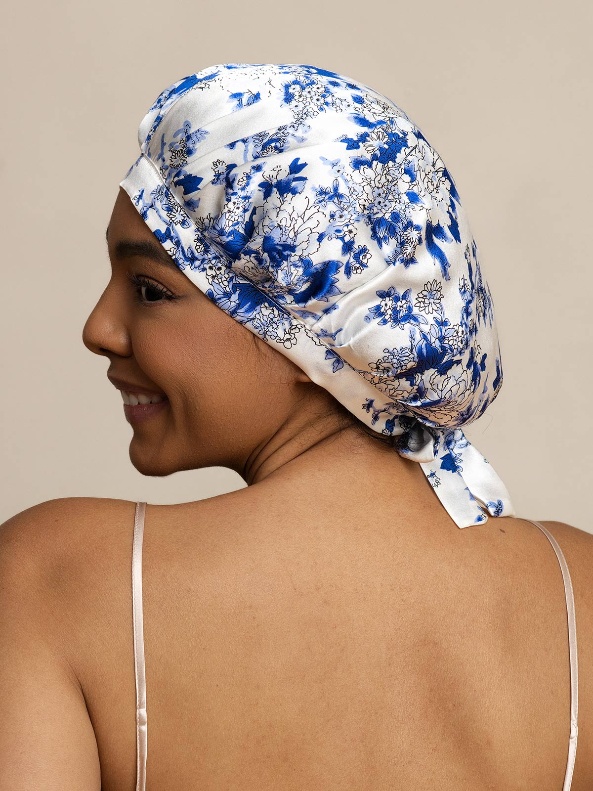 SilkSilky-UK Pure Silk Sleep Cap BlueandWhitePorcelain 004