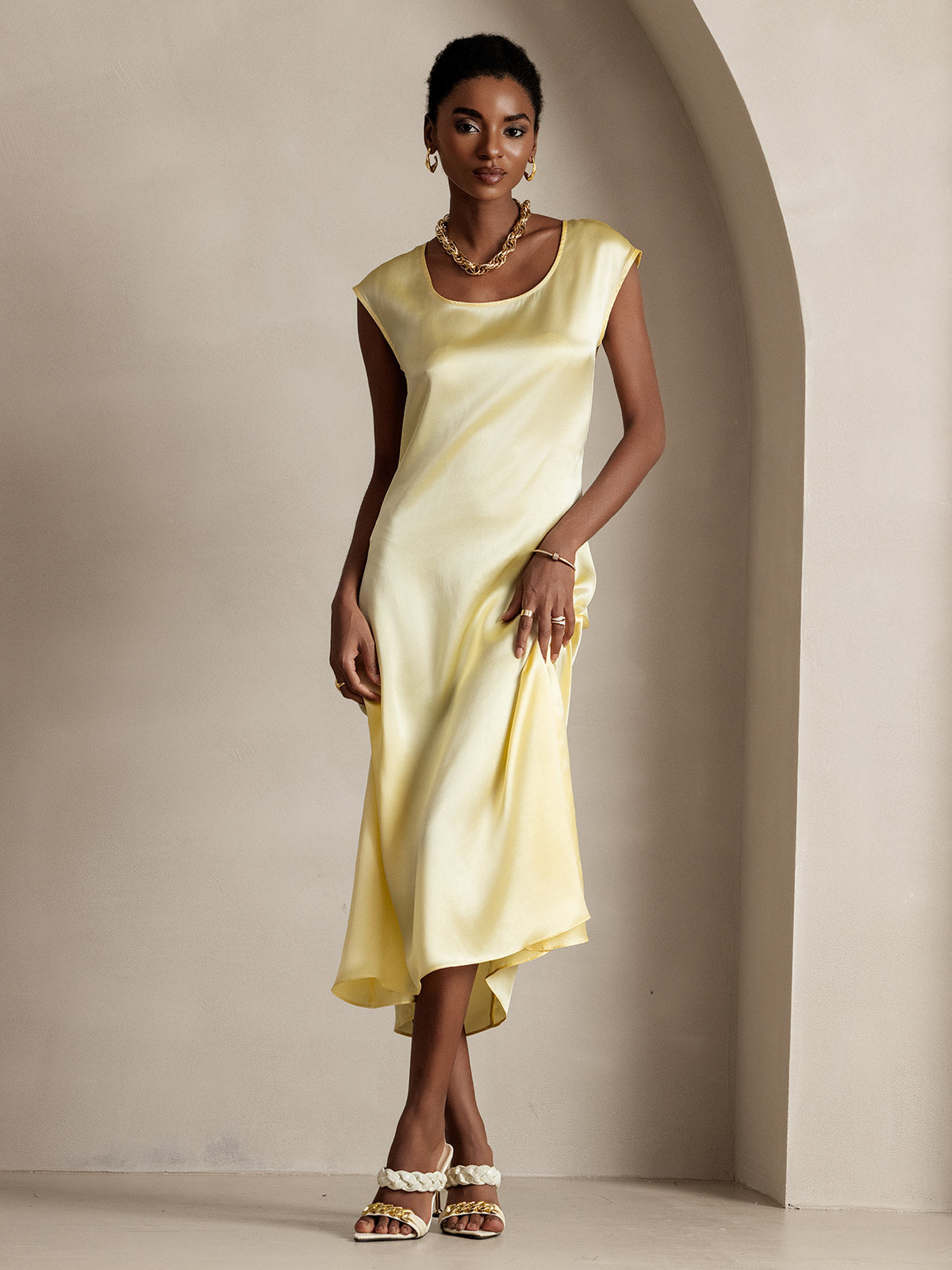 [Light Yellow] SilkSilky-UK 19Momme Silk Round Neck Dress 001