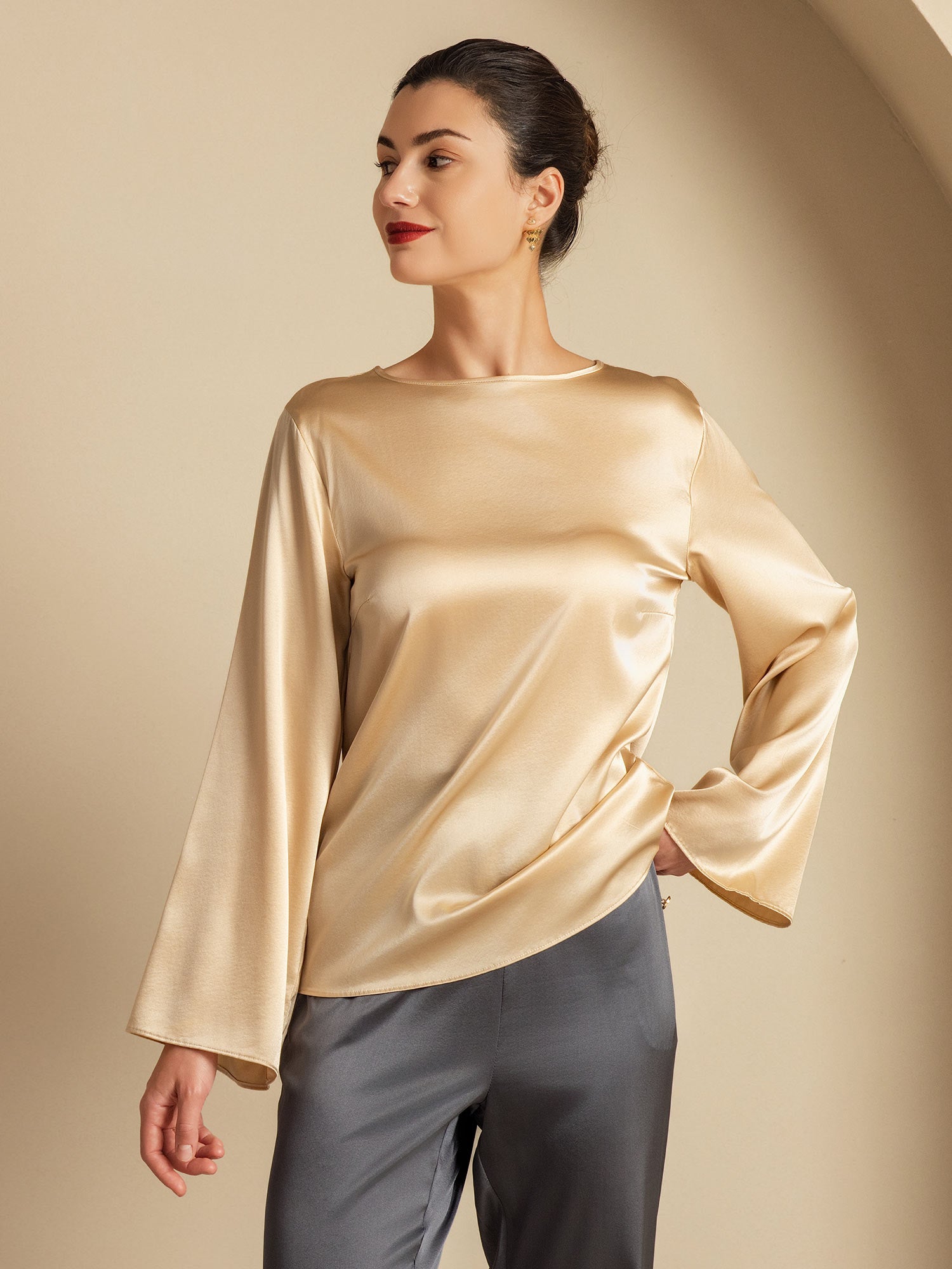[Champagne] SilkSilky-UK 19Momme Silk Round Neck Women's T-Shirt 005