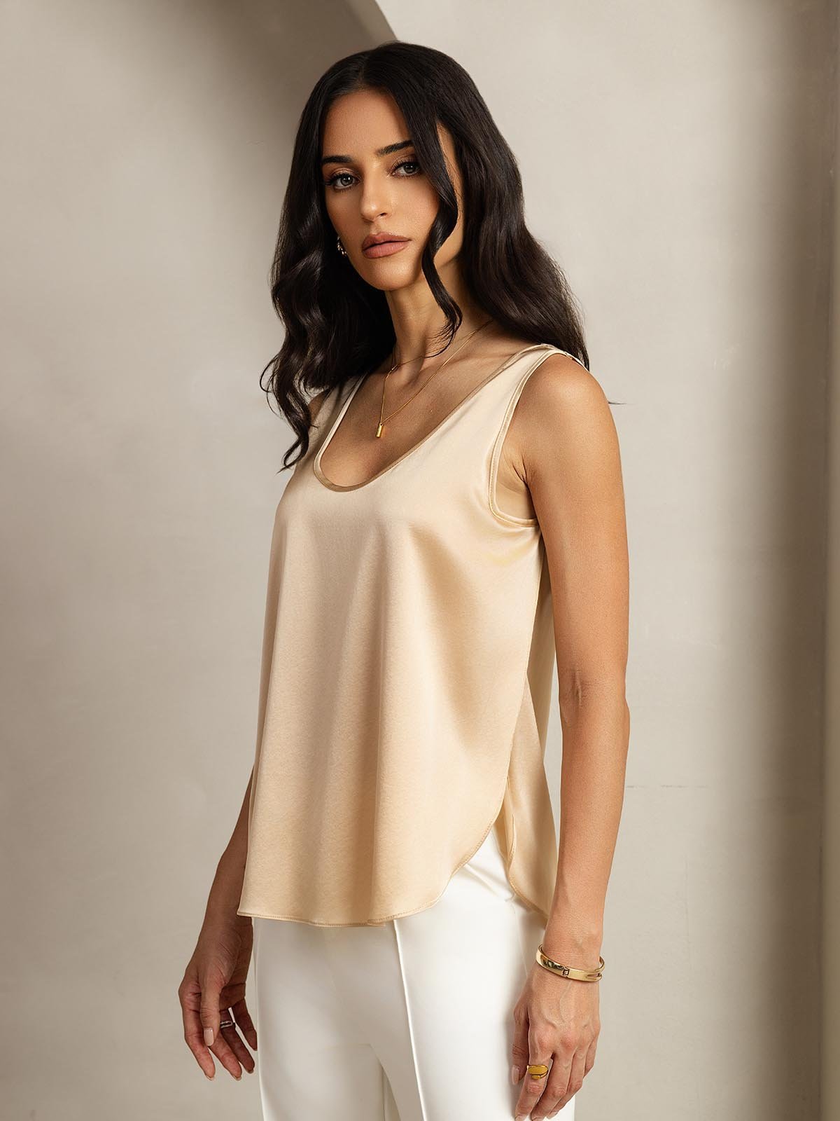[Champagne] SilkSilky-UK 19Momme Silk U Neck Women's T-Shirt 001