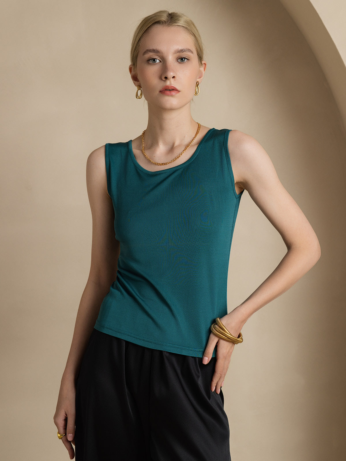 [Dark Green] SilkSilky-UK Silk Knitted Sleeveless Round Neck Women's T-Shirt 001