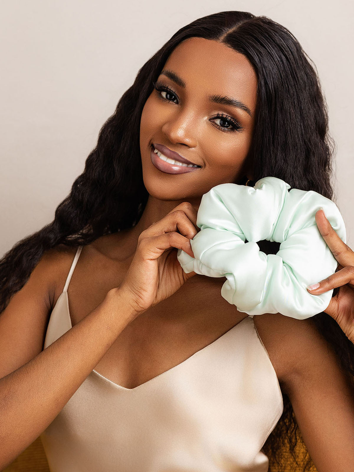 [Mint Green] SilkSilky-UK Pure Silk Scrunchie 003