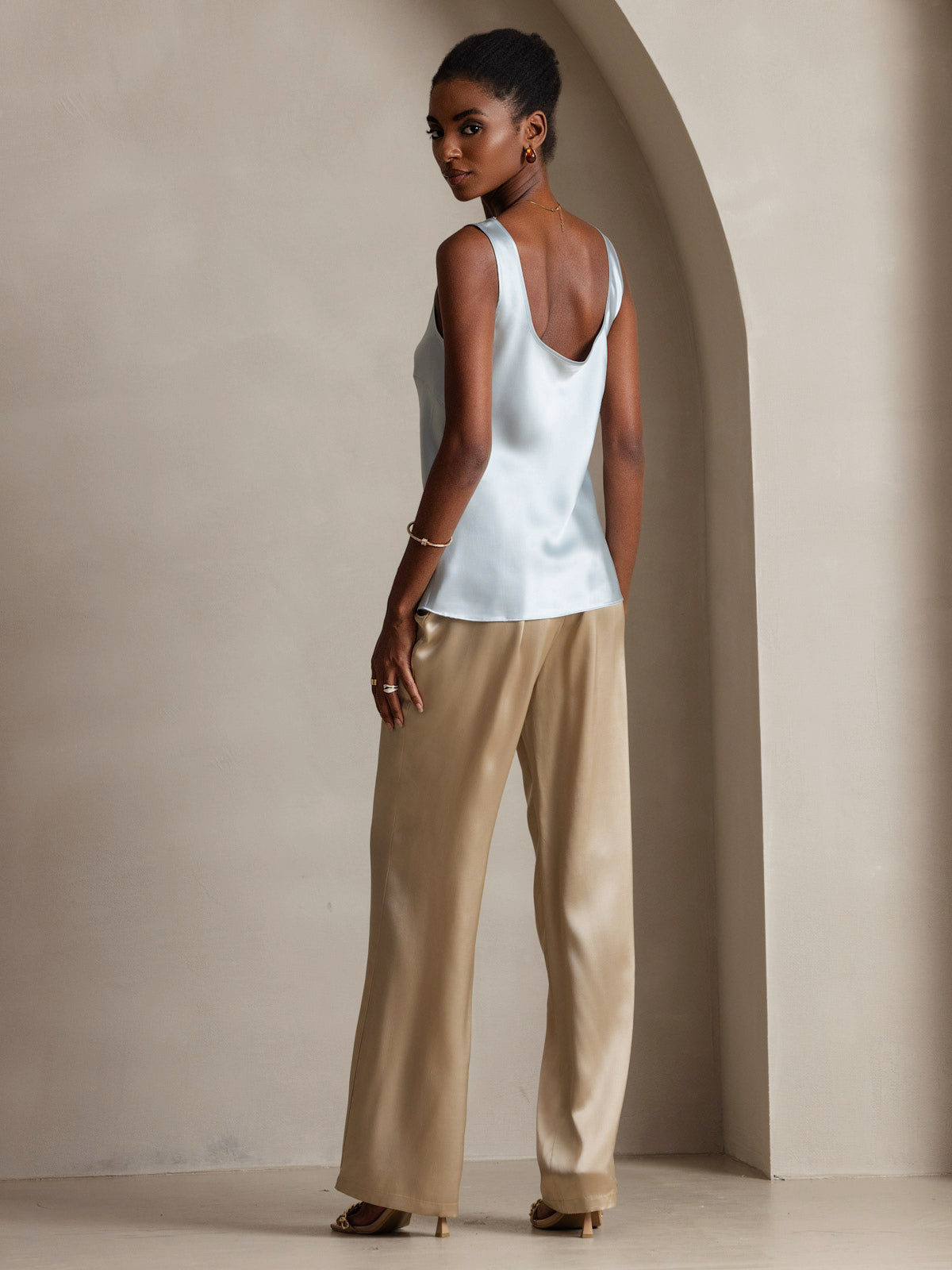 [Light Blue] SilkSilky-UK 19Momme Silk Sleeveless U Neck Camisole 002