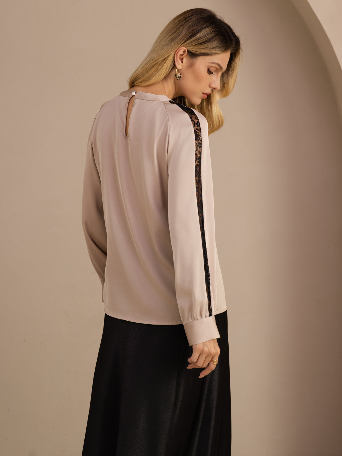 [Tan] SilkSilky-UK Long Sleeve Keyhole Neck Women's Blouse 002