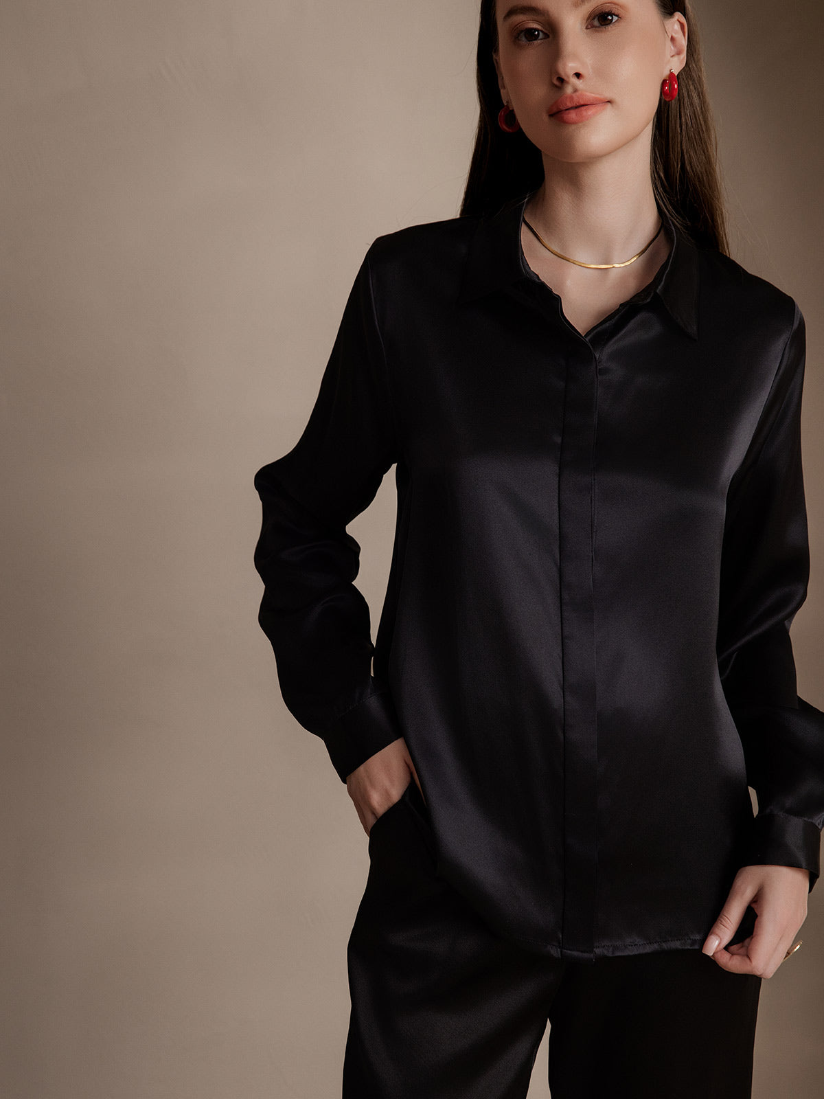 SilkSilky UK 19Momme Silk Long Sleeve Collar Women's Shirt Black 001