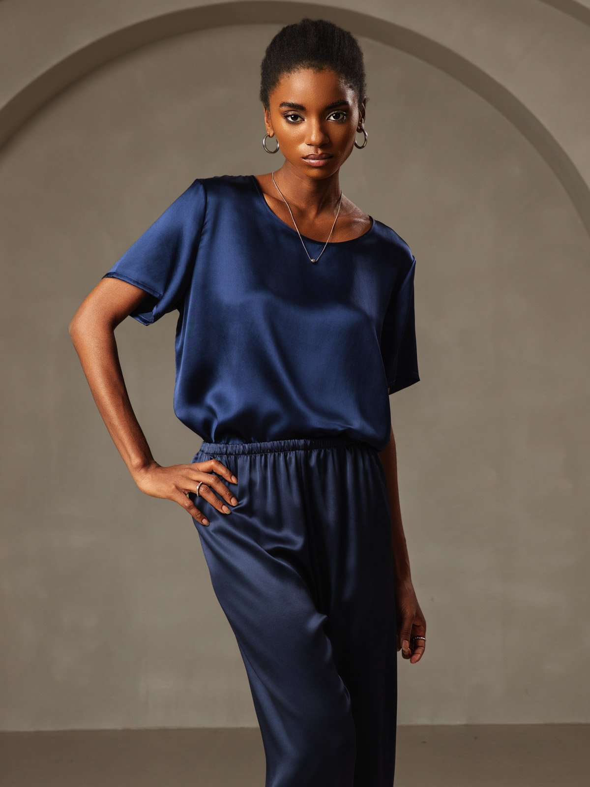 SilkSilky-UK Pure Silk Short Sleeve Round Neck Women's T-Shirt DarkBlue 003
