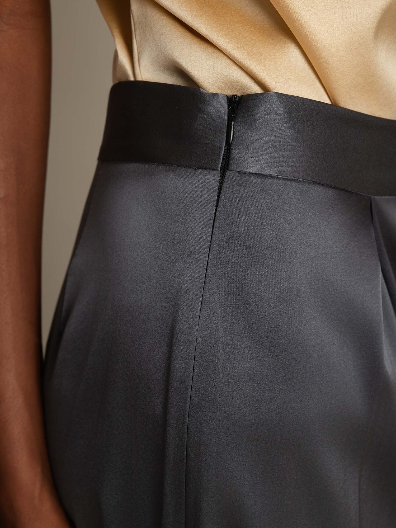 [Dark Gray] SilkSilky-UK 19Momme Silk Womens Pants 004,