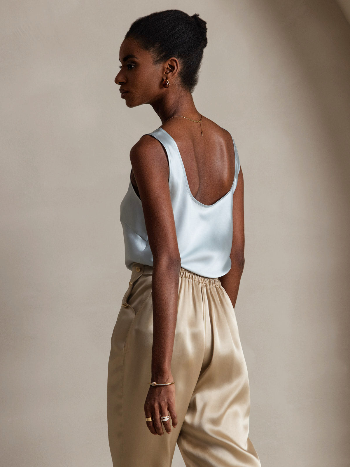 [Light Blue] SilkSilky-UK 19Momme Silk Sleeveless U Neck Camisole 004
