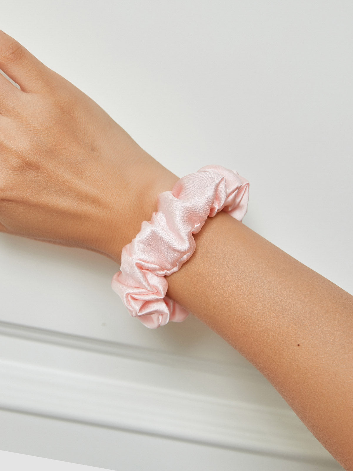 SilkSilky-UK 19Momme Pure Silk Scrunchie LightPink 001