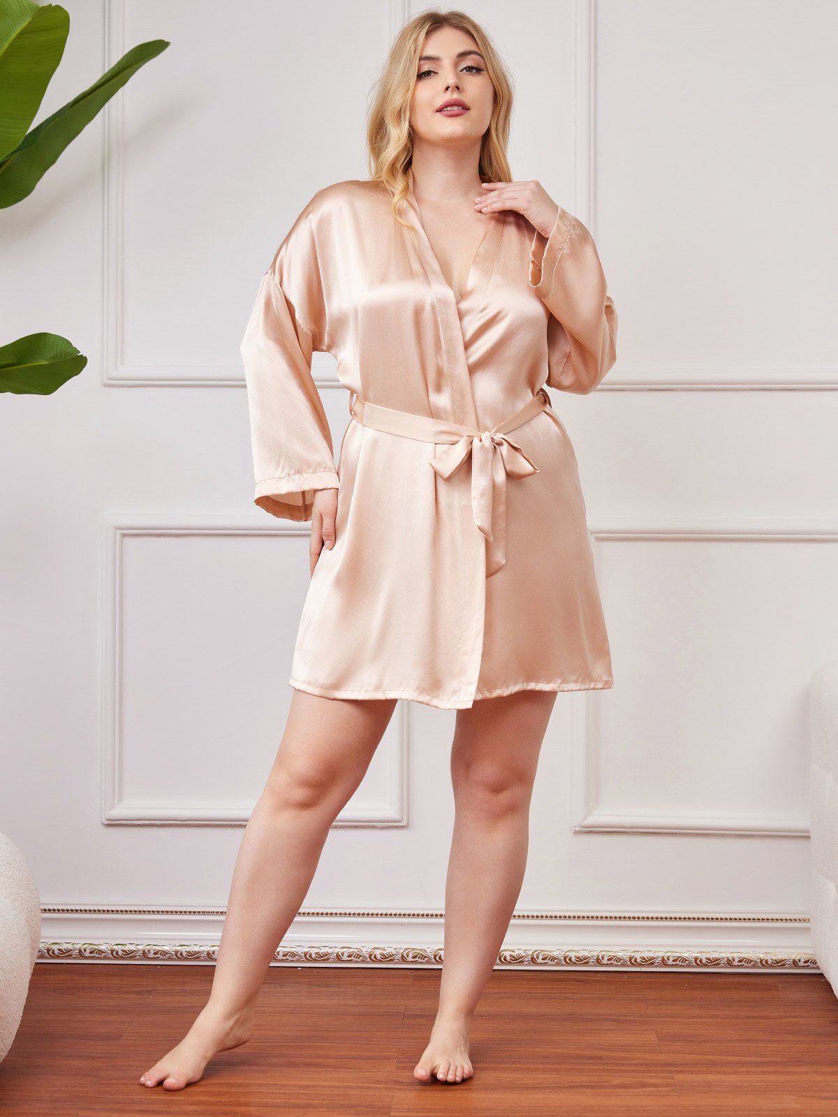 SilkSilky-UK Pure Silk Long Sleeve V Neck Plus Size Dressing Gown Champagne 005