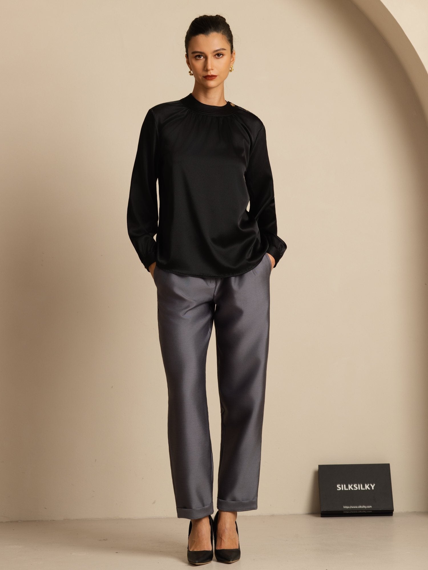 [Black] SilkSilky-UK 19Momme Silk Long Sleeve Round Neck Blouse 008