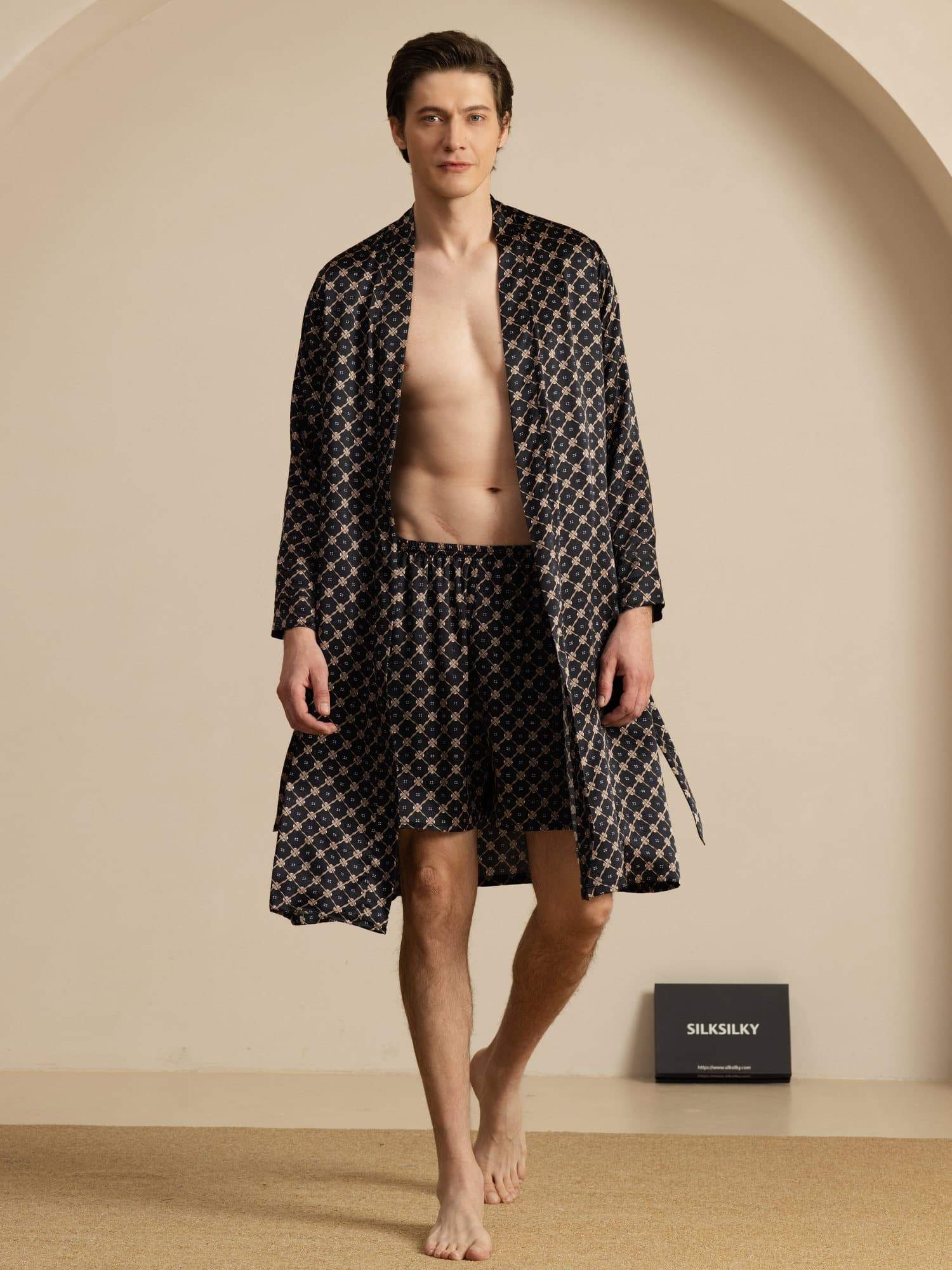 [Black Chain] SilkSilky-UK Long Sleeve Men's Pyjamas 001