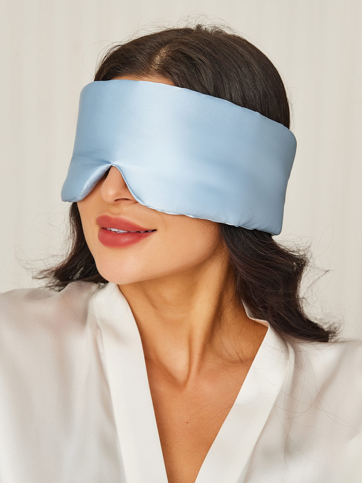 SilkSilky UK 19Momme Pure Silk Eye Mask LightBlue 001