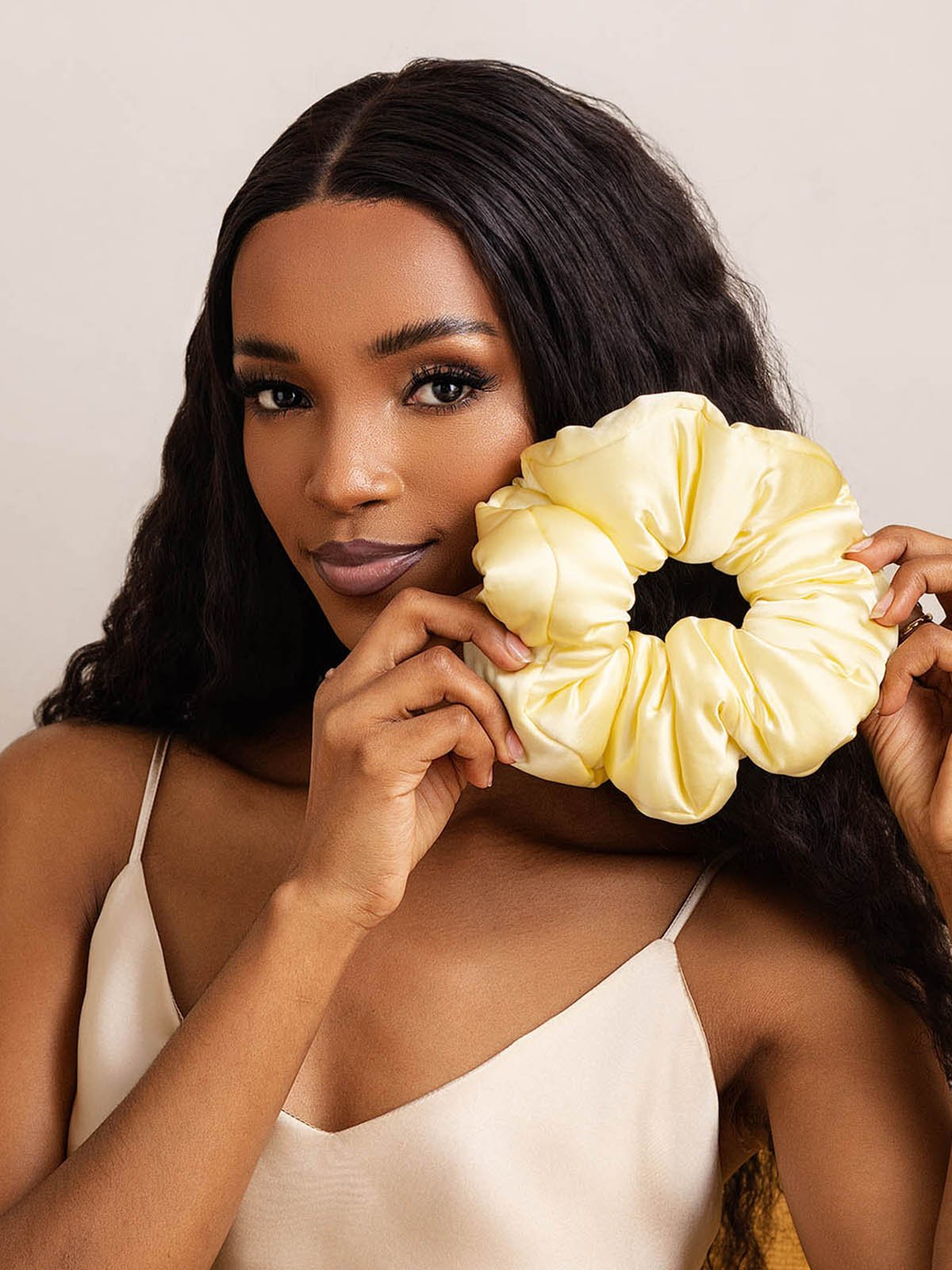 [Yellow] SilkSilky-UK Pure Silk Scrunchie 001