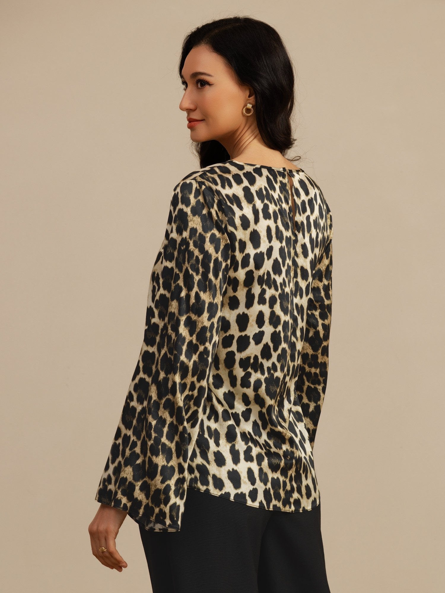 [Leopard] SilkSilky-UK 19Momme Stretch Silk Charmeuse Long Sleeve Boat Neck Blouse 002