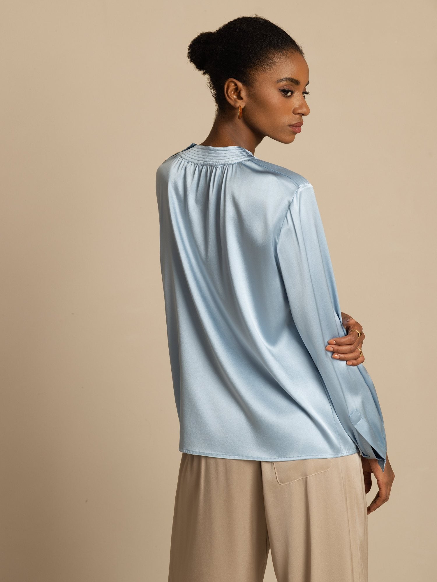 [GrayishBlue] SilkSilky-UK 19Momme Silk Long Sleeve Round Neck Blouse 002