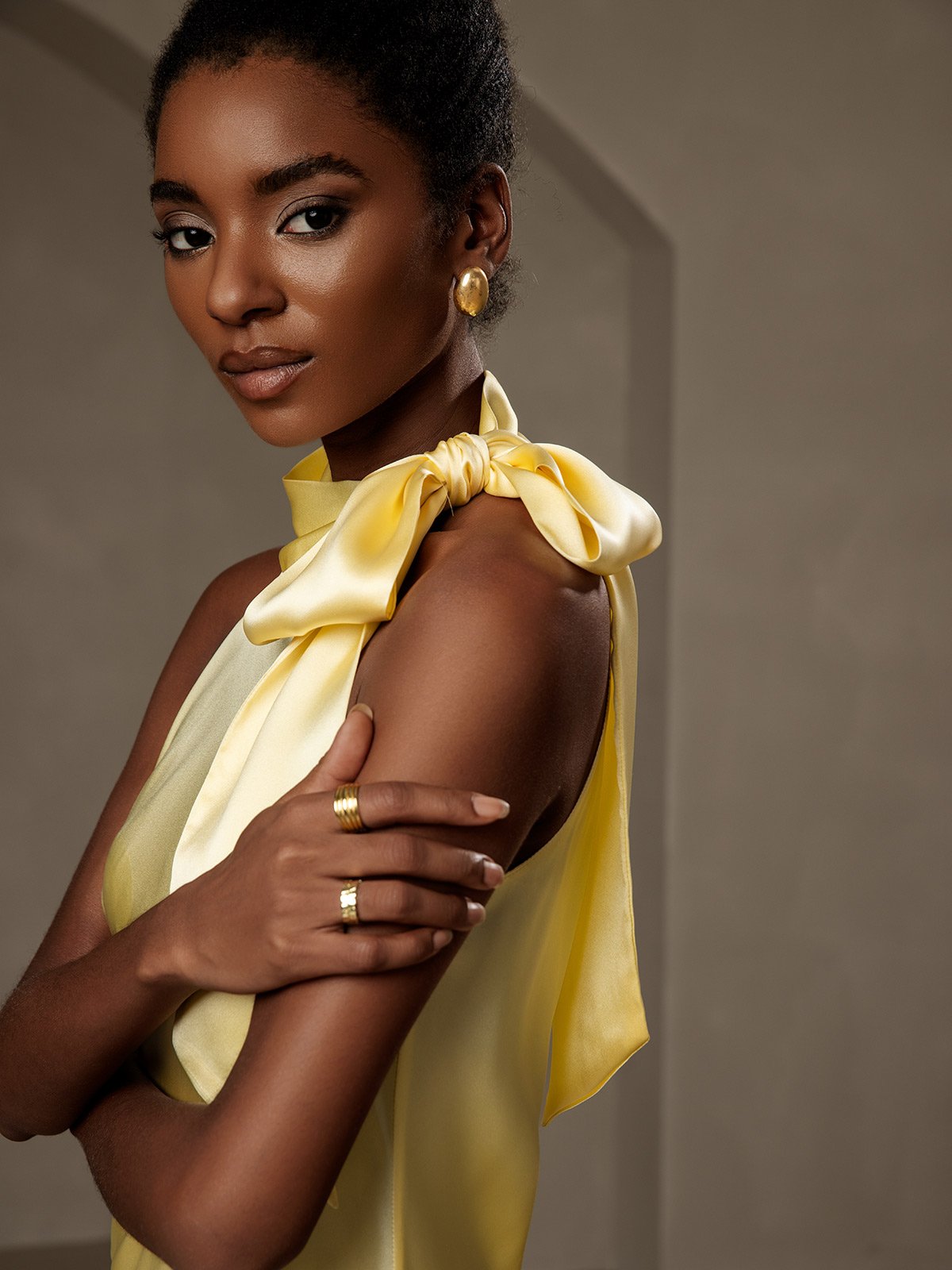 [Light Yellow] SilkSilky-UK 19Momme Silk Sleeveless Tie Neck Dress 004