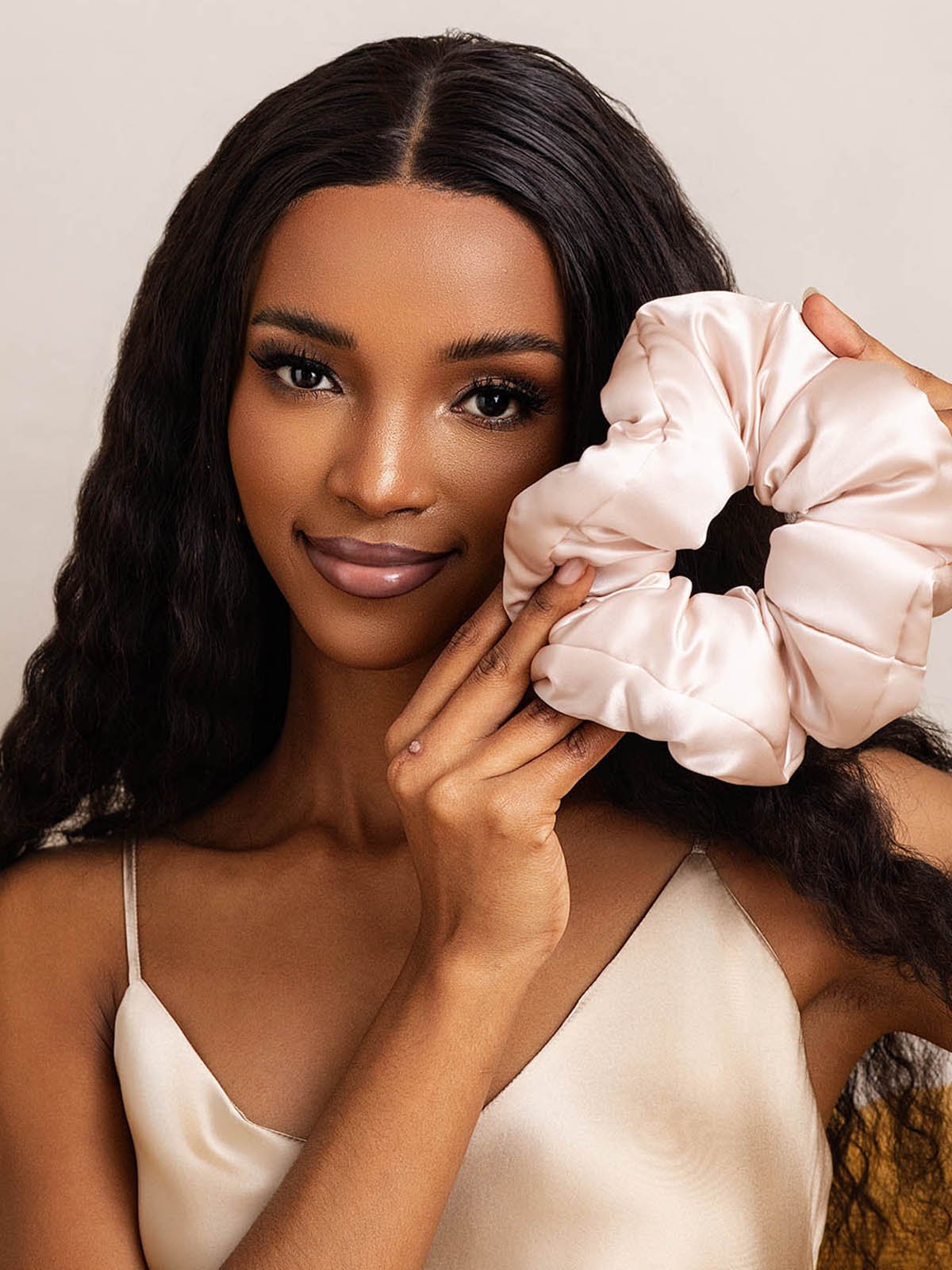 [Pink] SilkSilky-UK Pure Silk Scrunchie 001