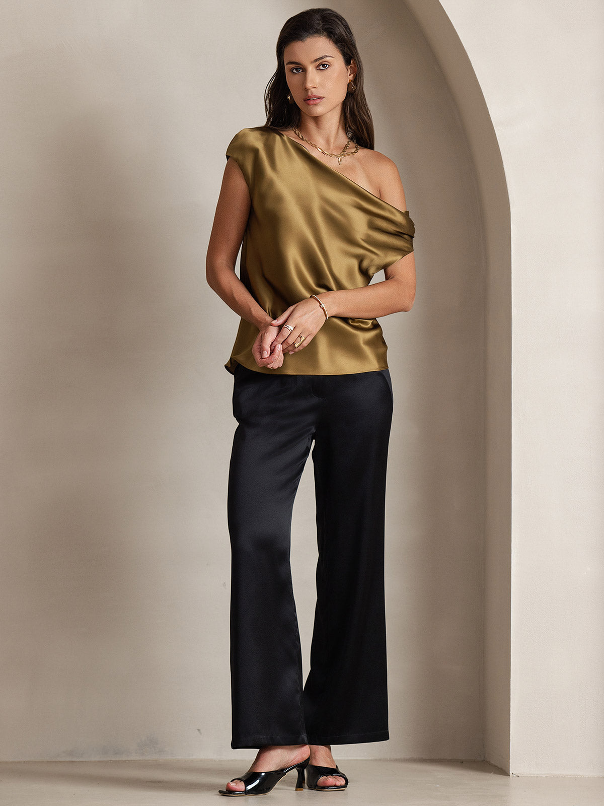 SilkSilky-UK 19Momme Silk Sleeveless One Shoulder Women's T-Shirt Brown 007