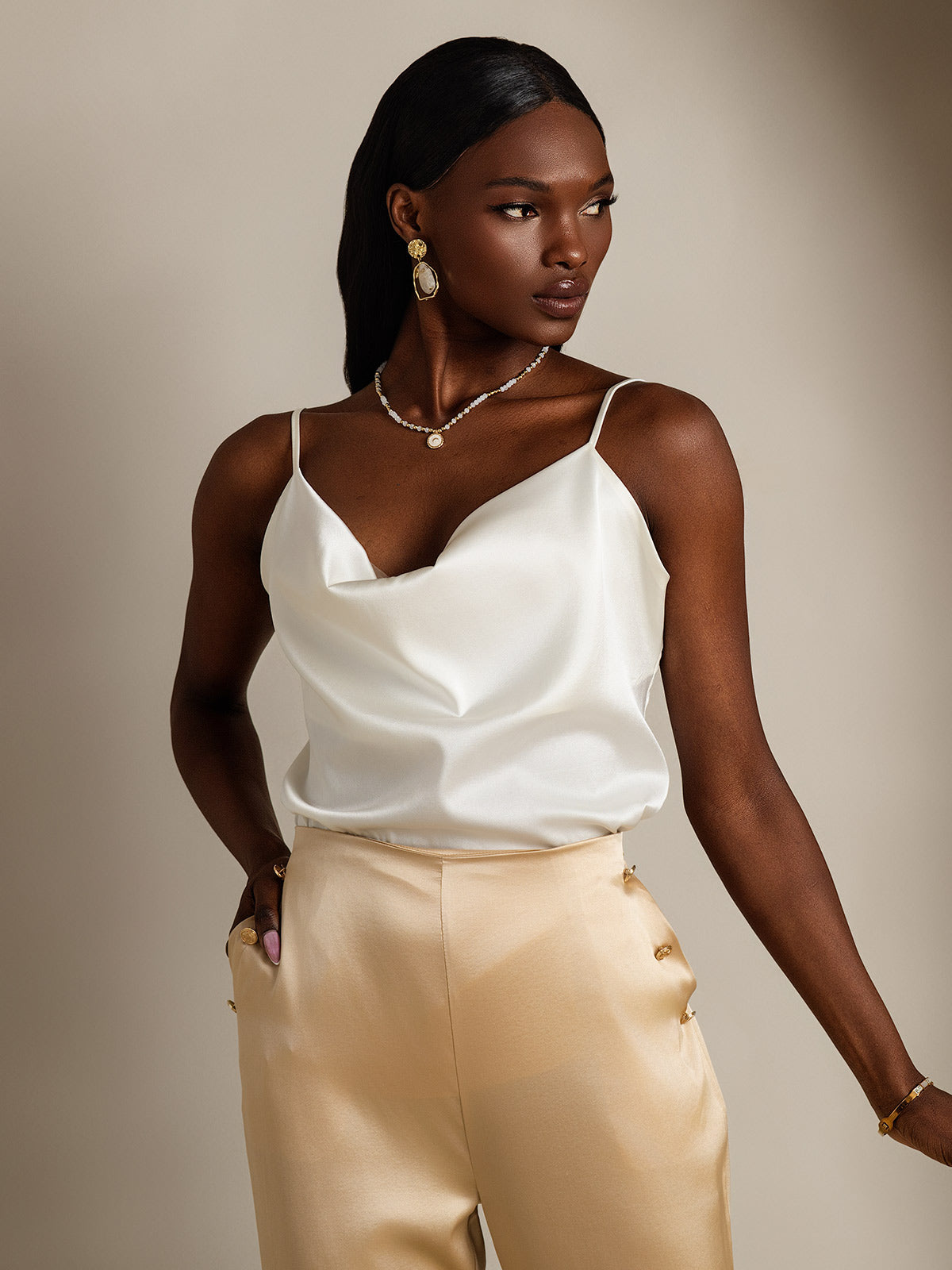 [White] SilkSilky-UK 19Momme Silk Cowl Neck Camisole 005