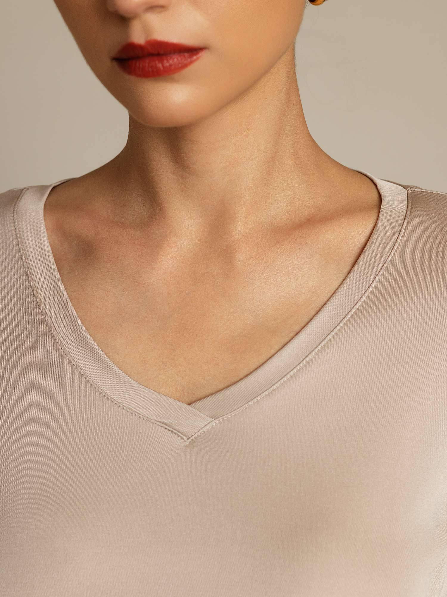 [LightKhaki] SilkSilky-UK Pure Silk V Neck Women's T-Shirt 004