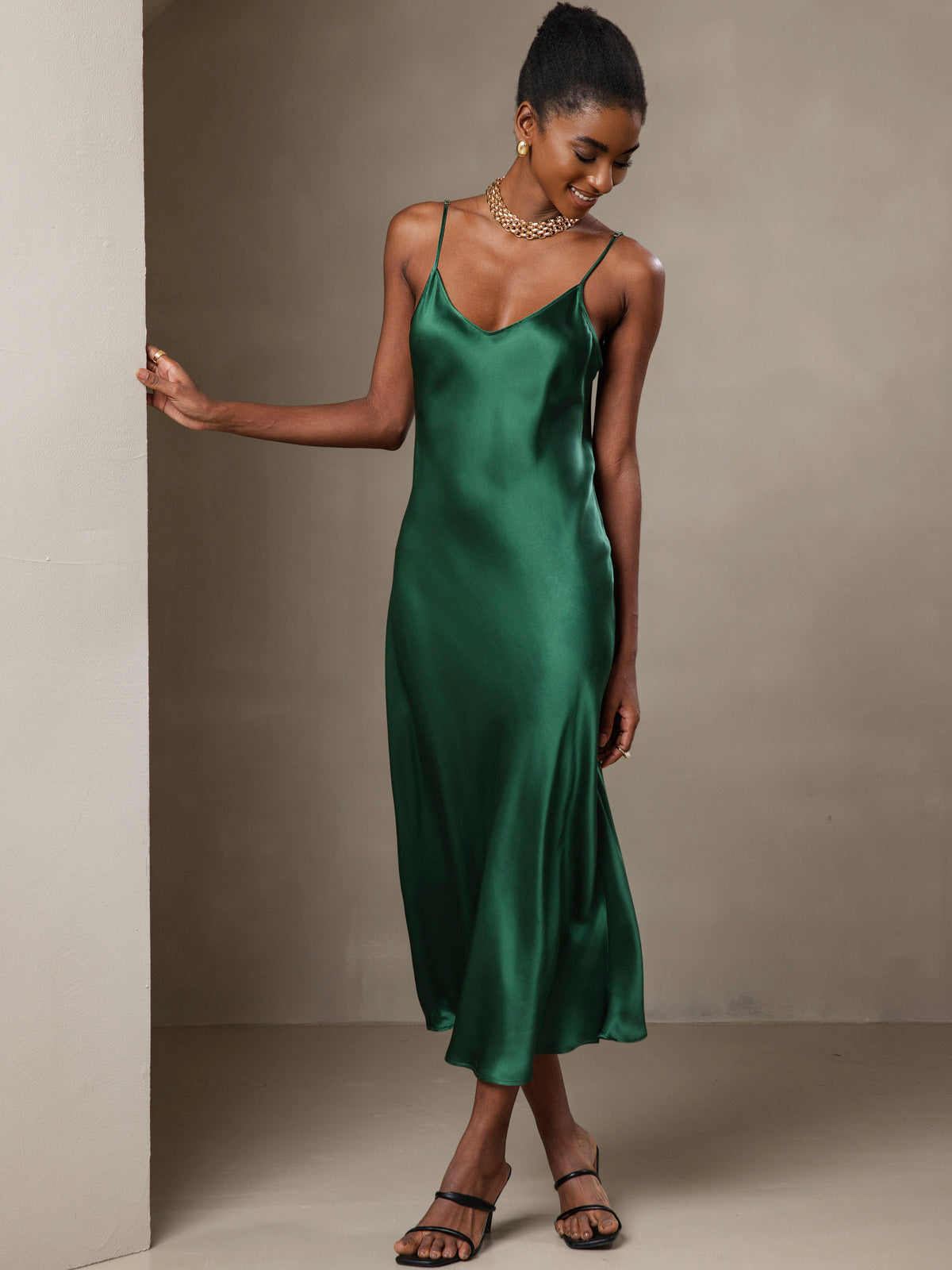 [Green] SilkSilky-UK Spaghetti Strap V Neck Dress 007
