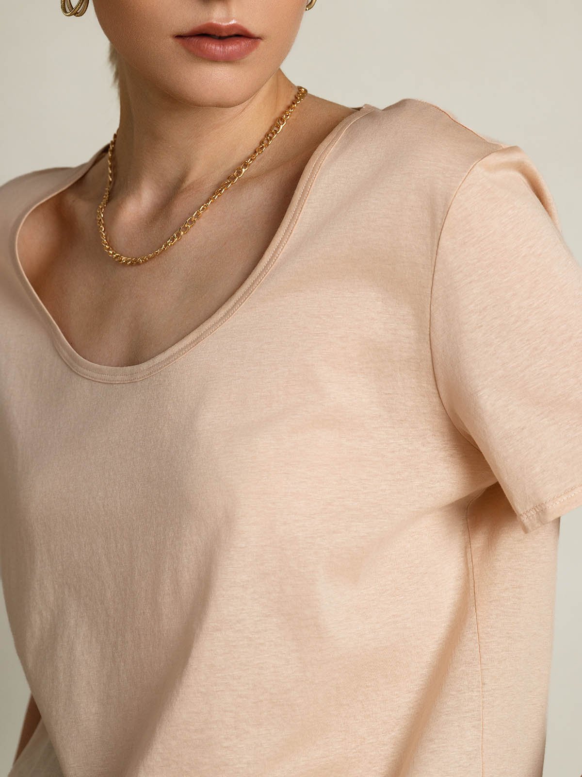 [Beige] SilkSilky-UK Silk Short Sleeve U Neck Women's T-Shirt 009